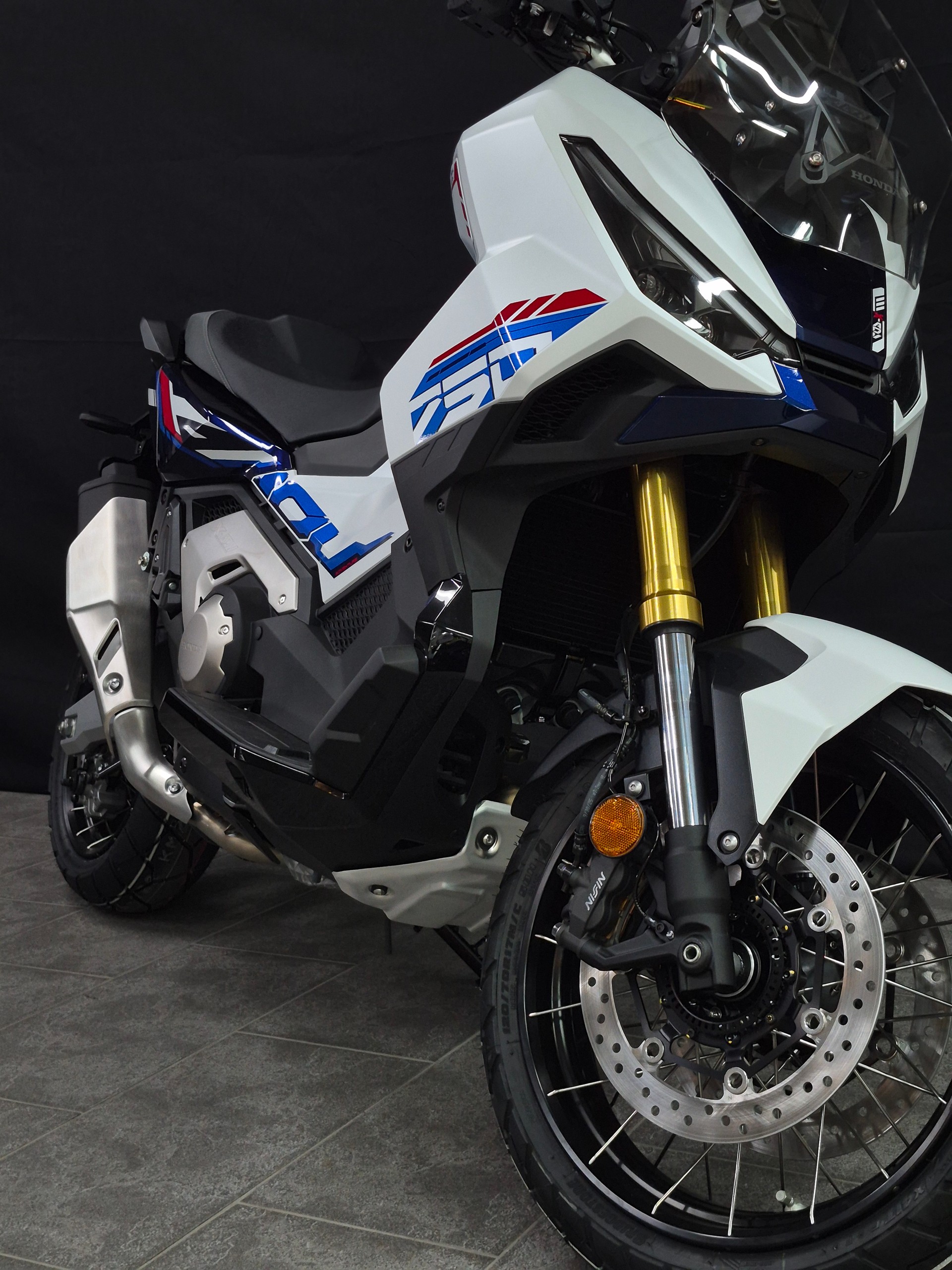 HONDA X-ADV 750 SE-image-6