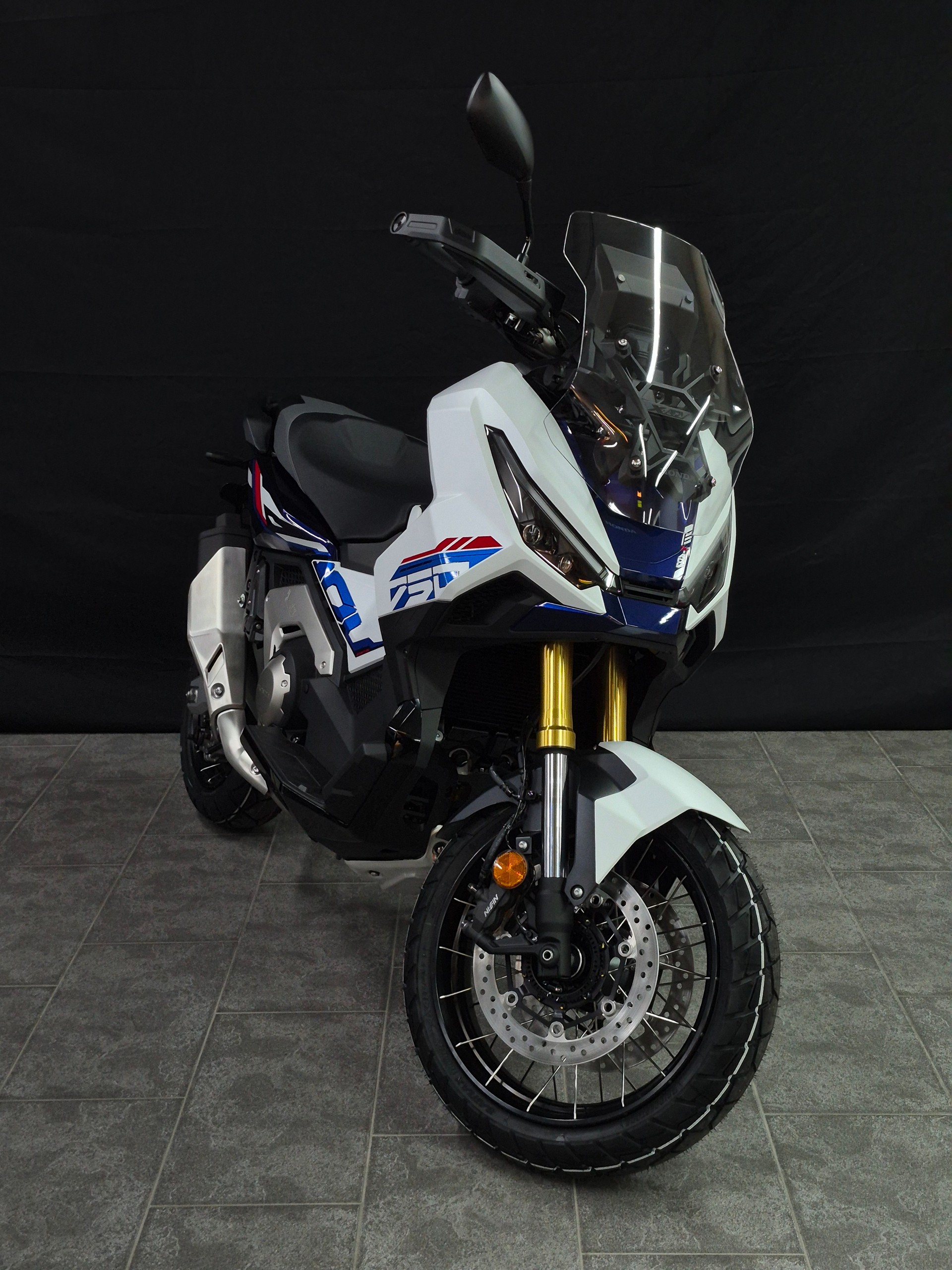 HONDA X-ADV 750 SE-image-3