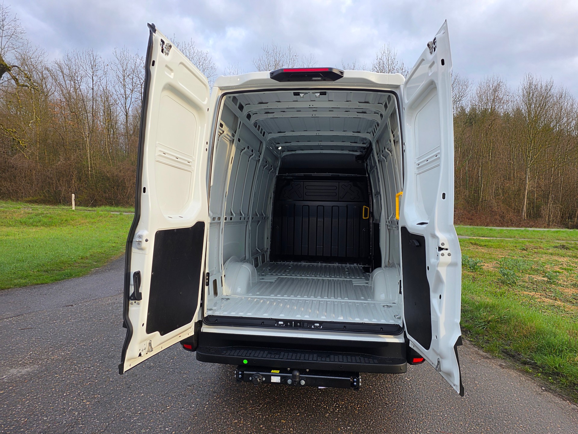 IVECO 35 S 18H V-image-4