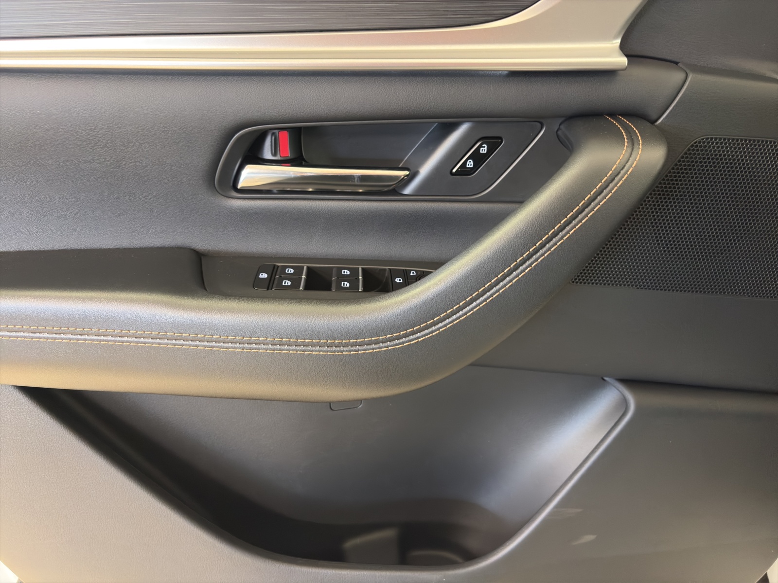 MAZDA CX-80 e-Skyactiv D254 MHEV AWD Homura Plus-image-8