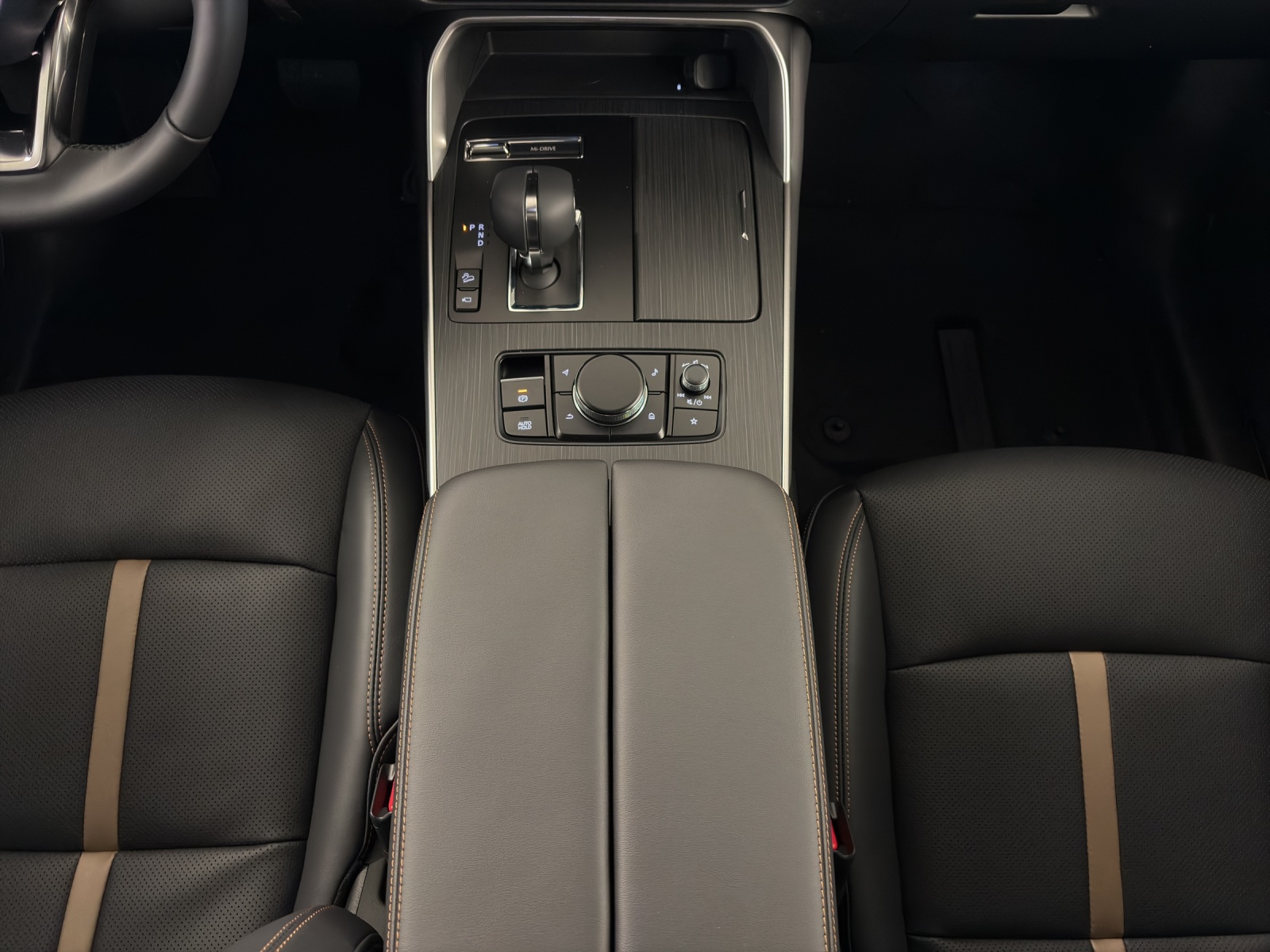 MAZDA CX-80 e-Skyactiv D254 MHEV AWD Homura Plus-image-14