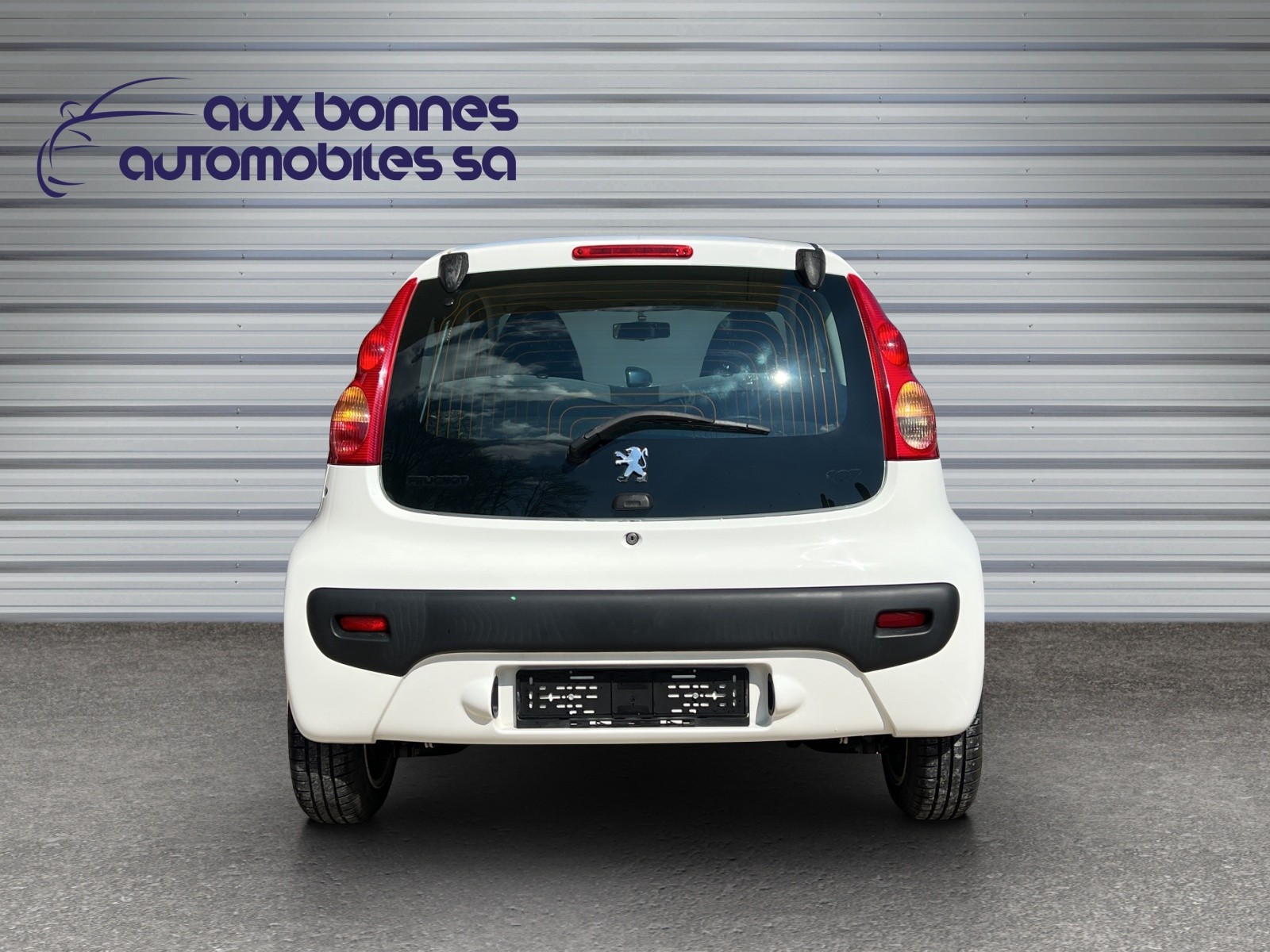 PEUGEOT 107 1.0 Trendy-image-6