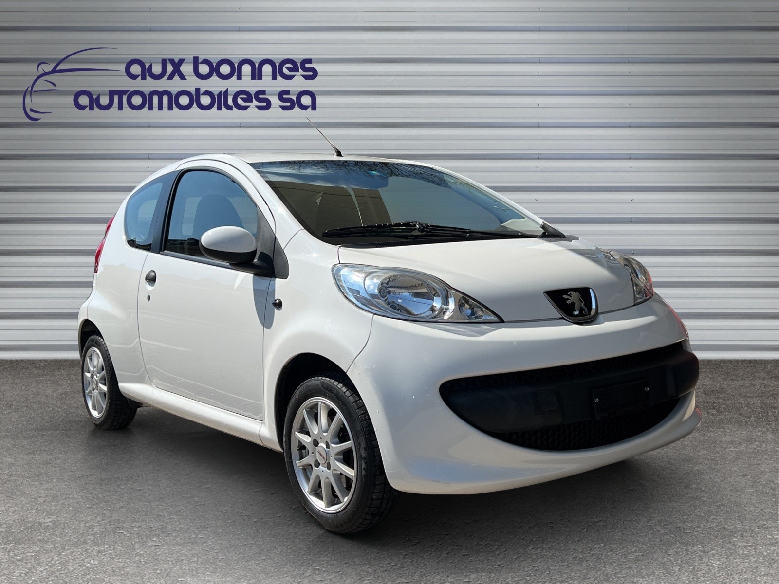 PEUGEOT 107 1.0 Trendy-showroom-element-2