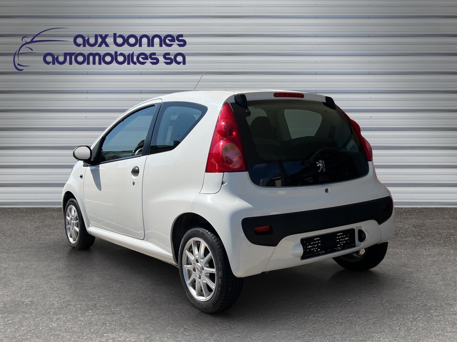 PEUGEOT 107 1.0 Trendy-showroom-element-1