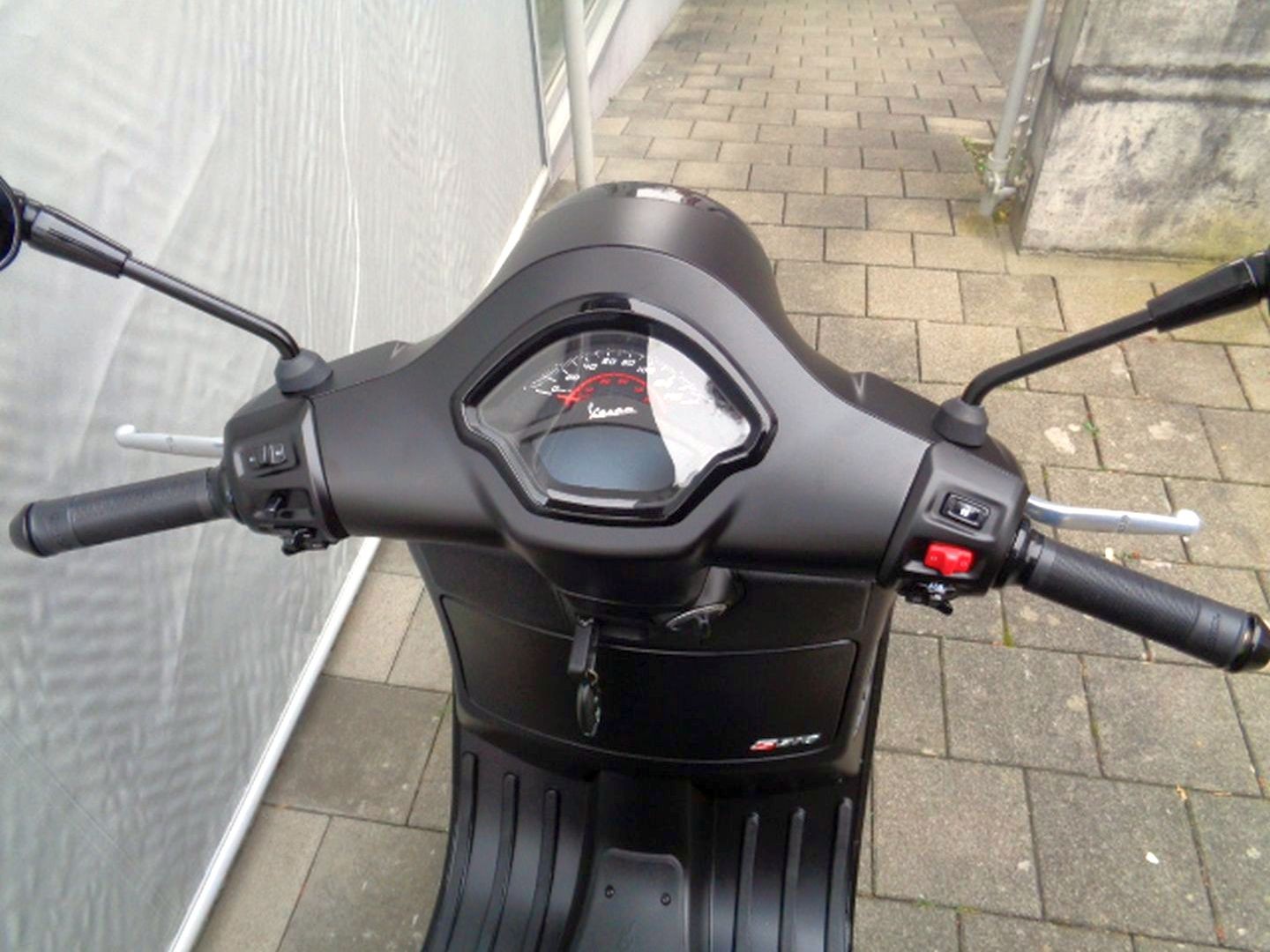PIAGGIO VESPA GTS SUPER SPORT 310 E5-image-8