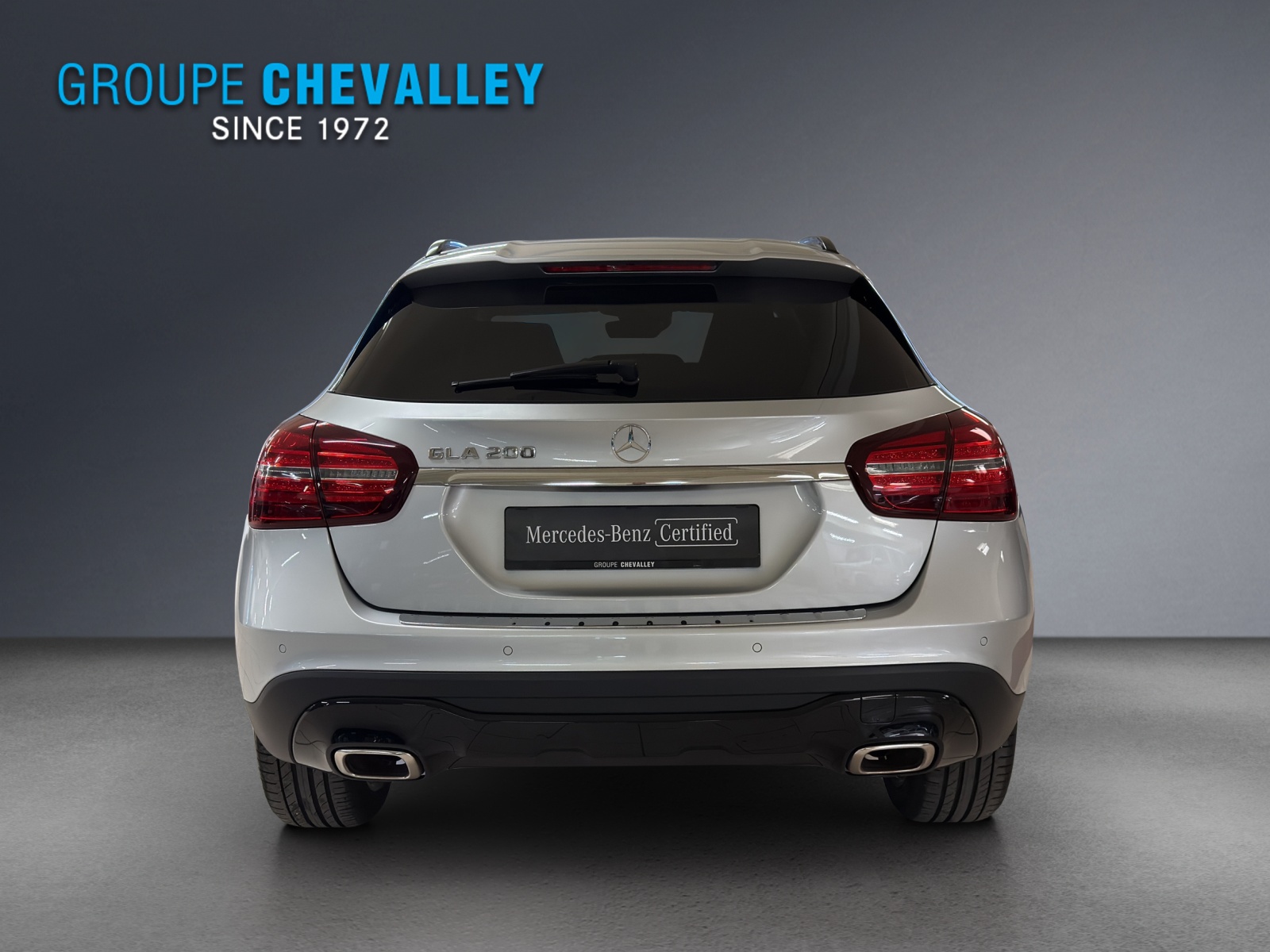 MERCEDES-BENZ GLA 200 Night Star-image-4