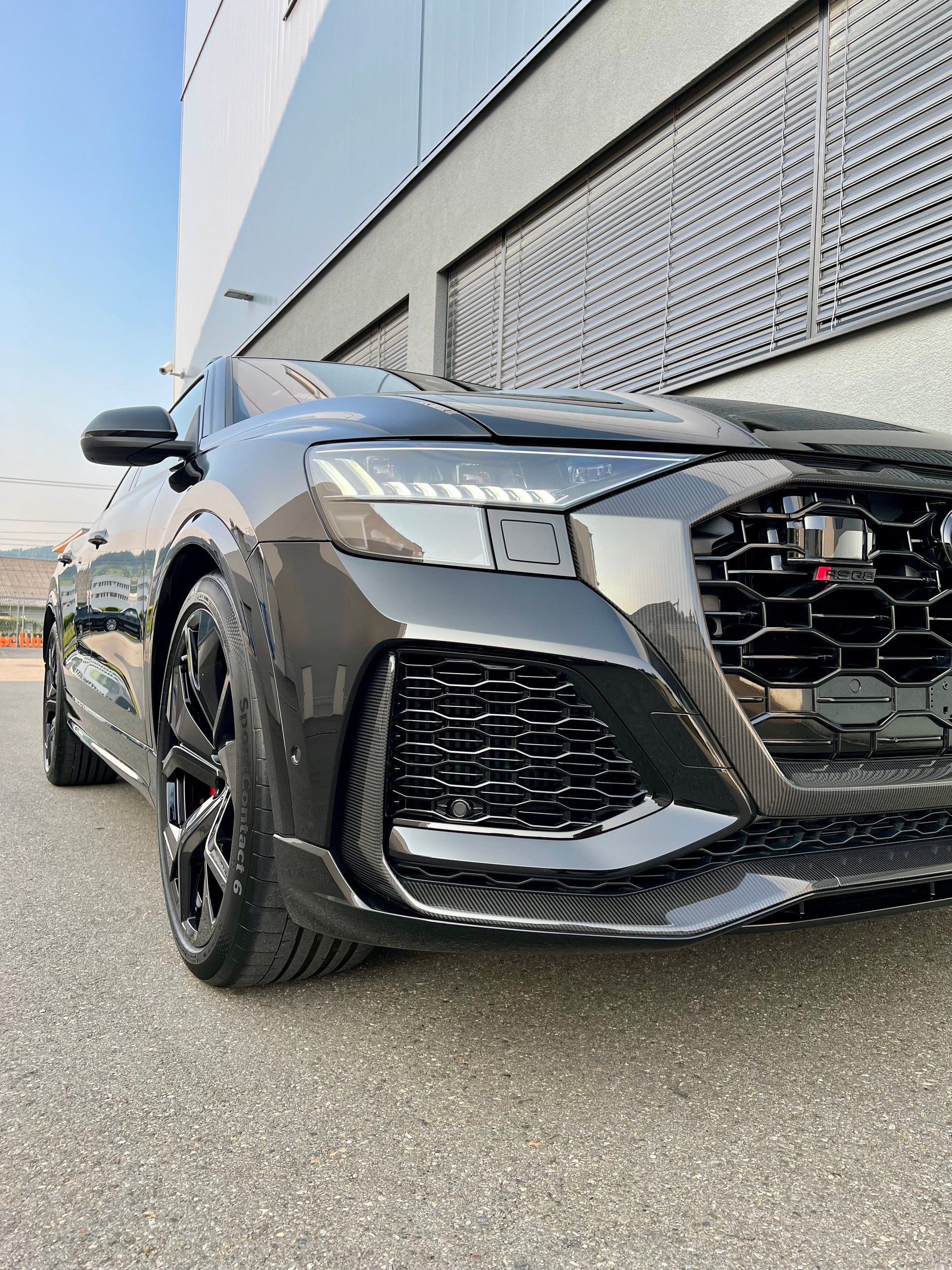 AUDI RSQ8 quattro tiptronic-image-19