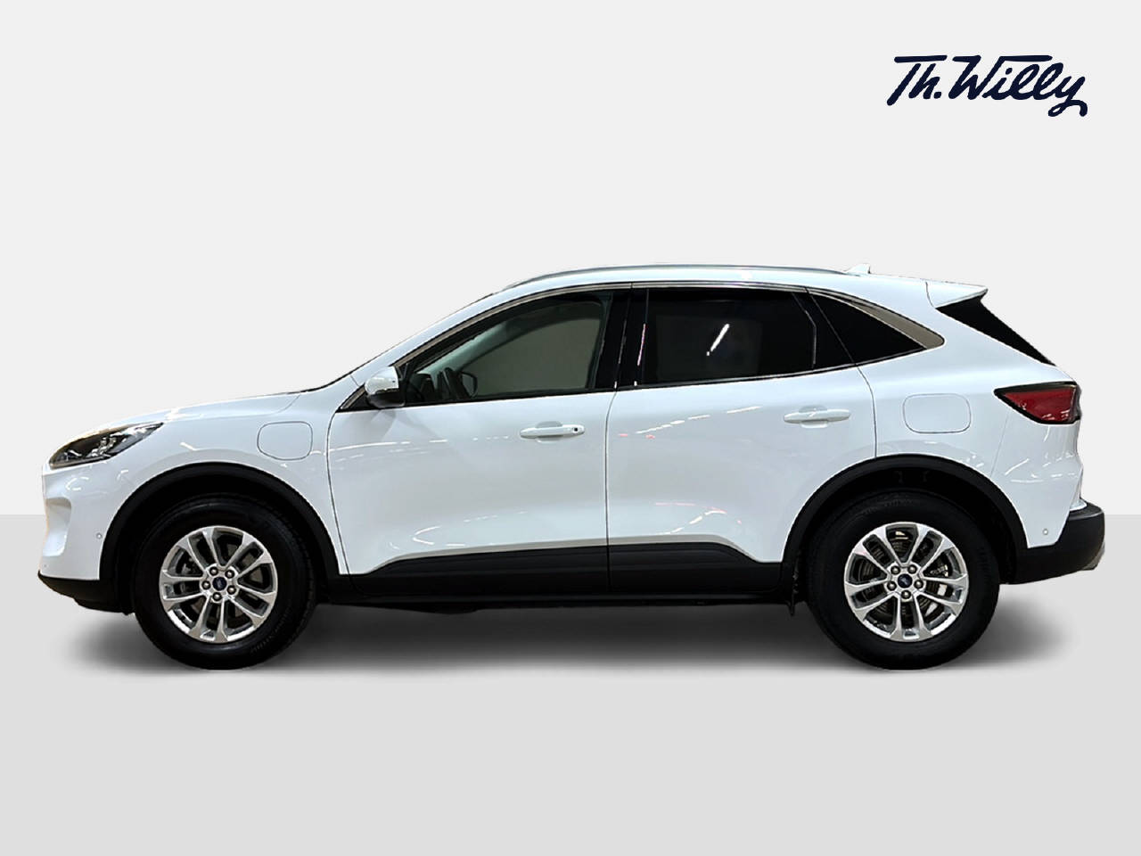 FORD Kuga 2.5 Plug-in Hybrid Titanium-showroom-element-1