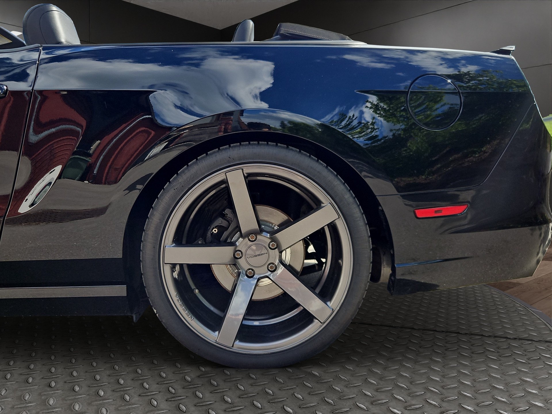 FORD Mustang GT 5.0 Manual-image-27