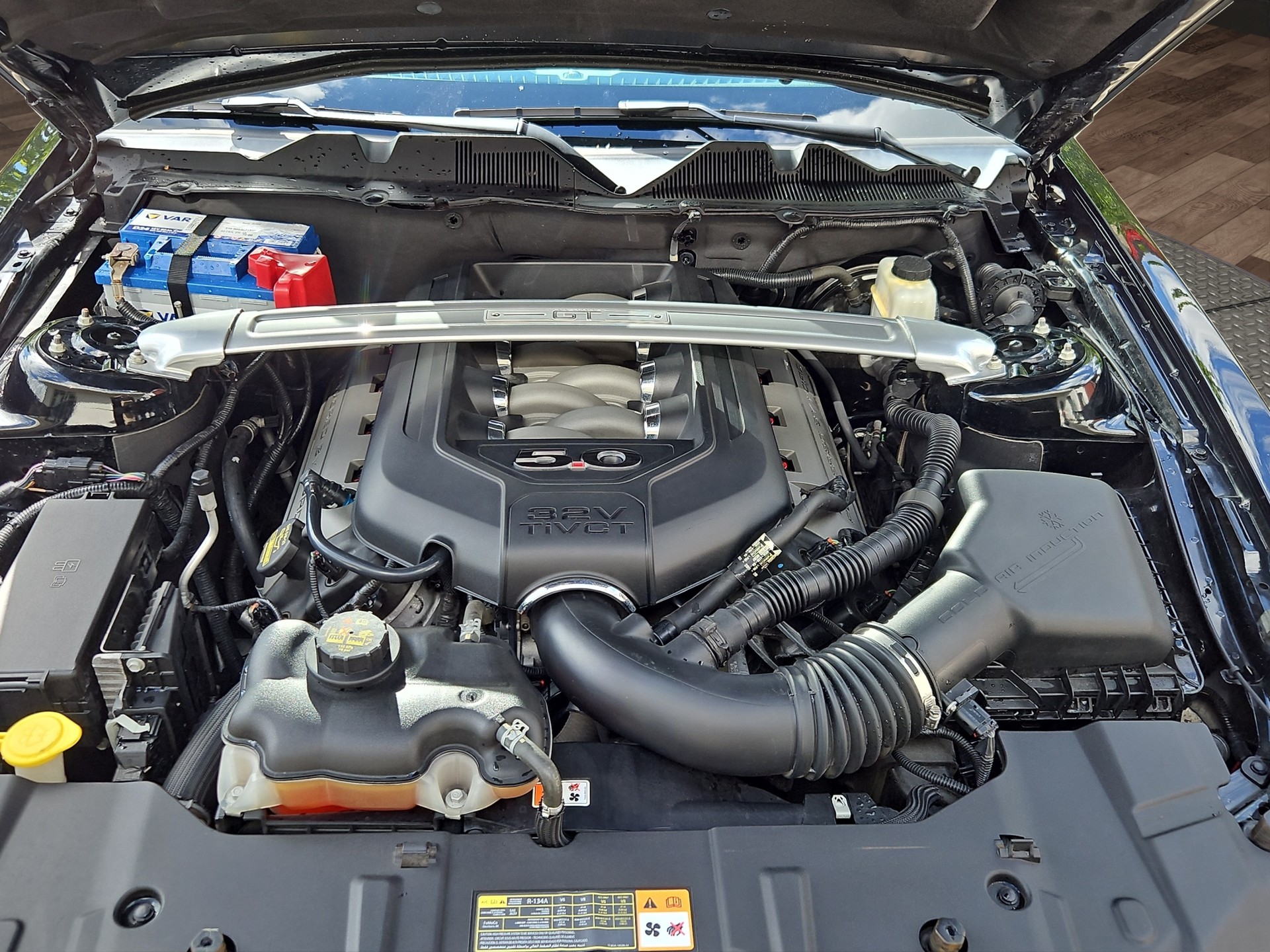 FORD Mustang GT 5.0 Manual-image-26