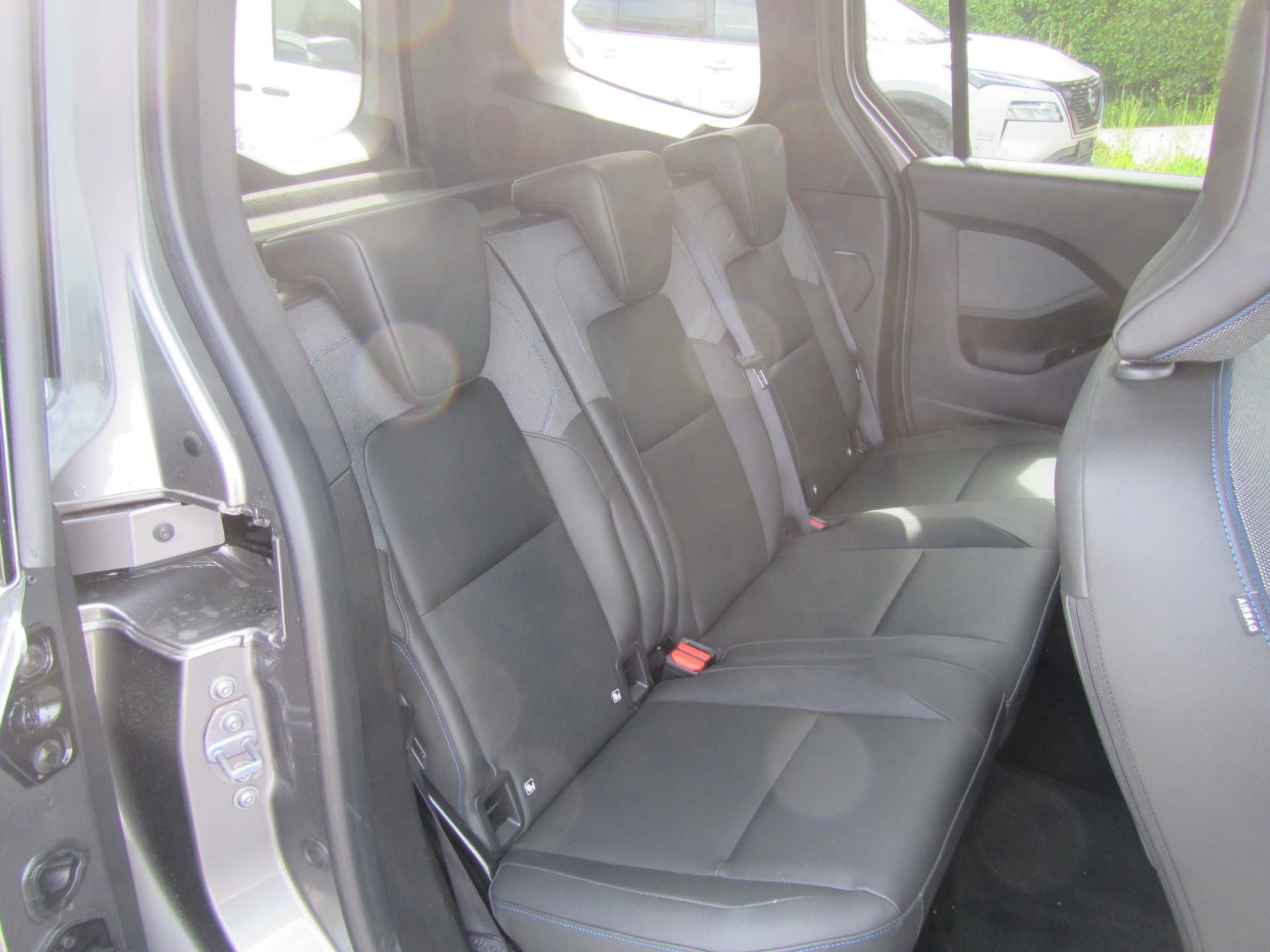 NISSAN TOWNSTAR-image-7
