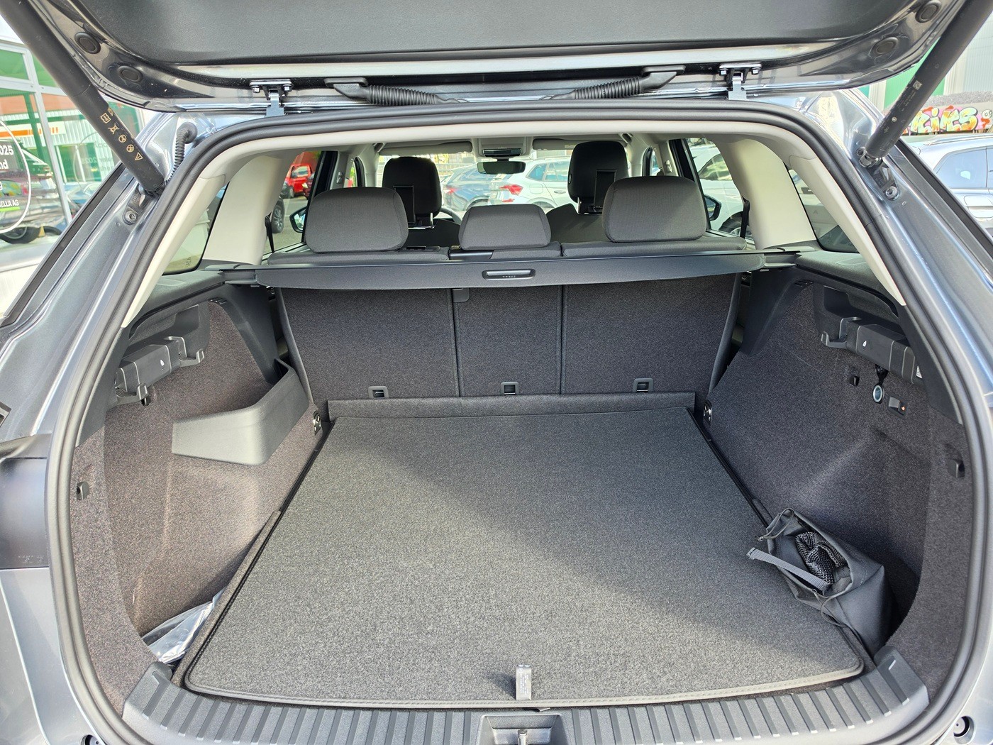 SKODA Kodiaq 2.0 TSI Dynamic 4x4-image-5