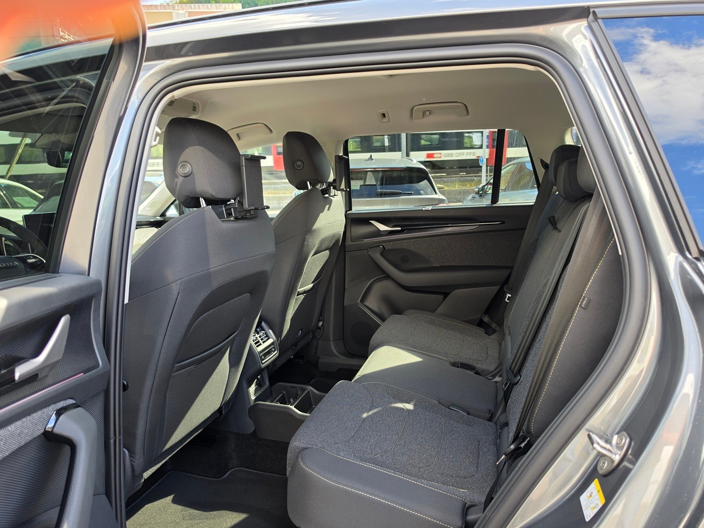 SKODA Kodiaq 2.0 TSI Dynamic 4x4-image-8