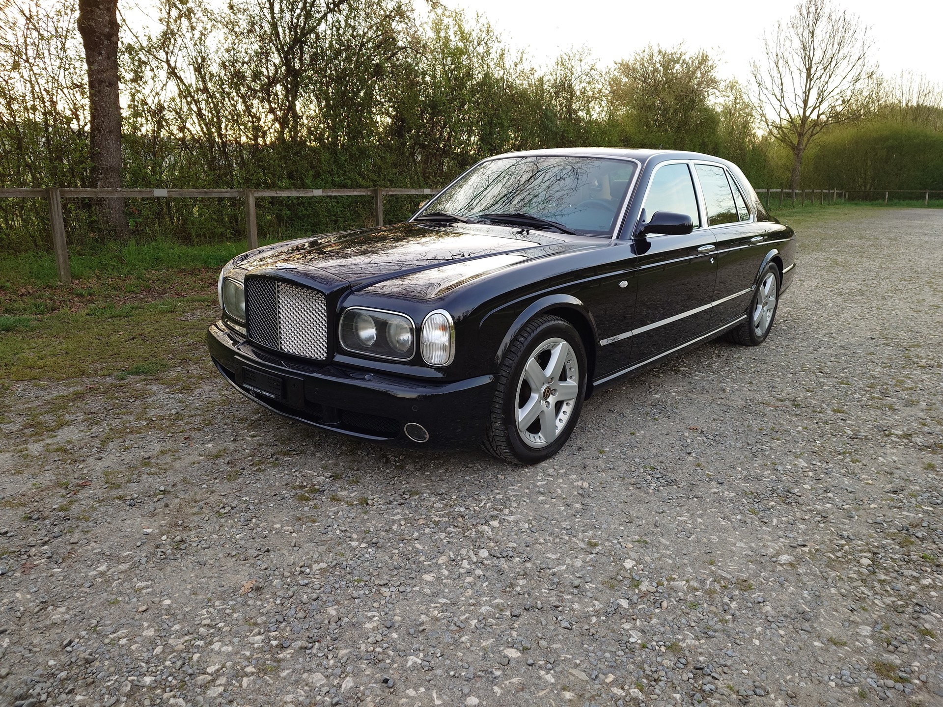 BENTLEY Arnage T-image-1
