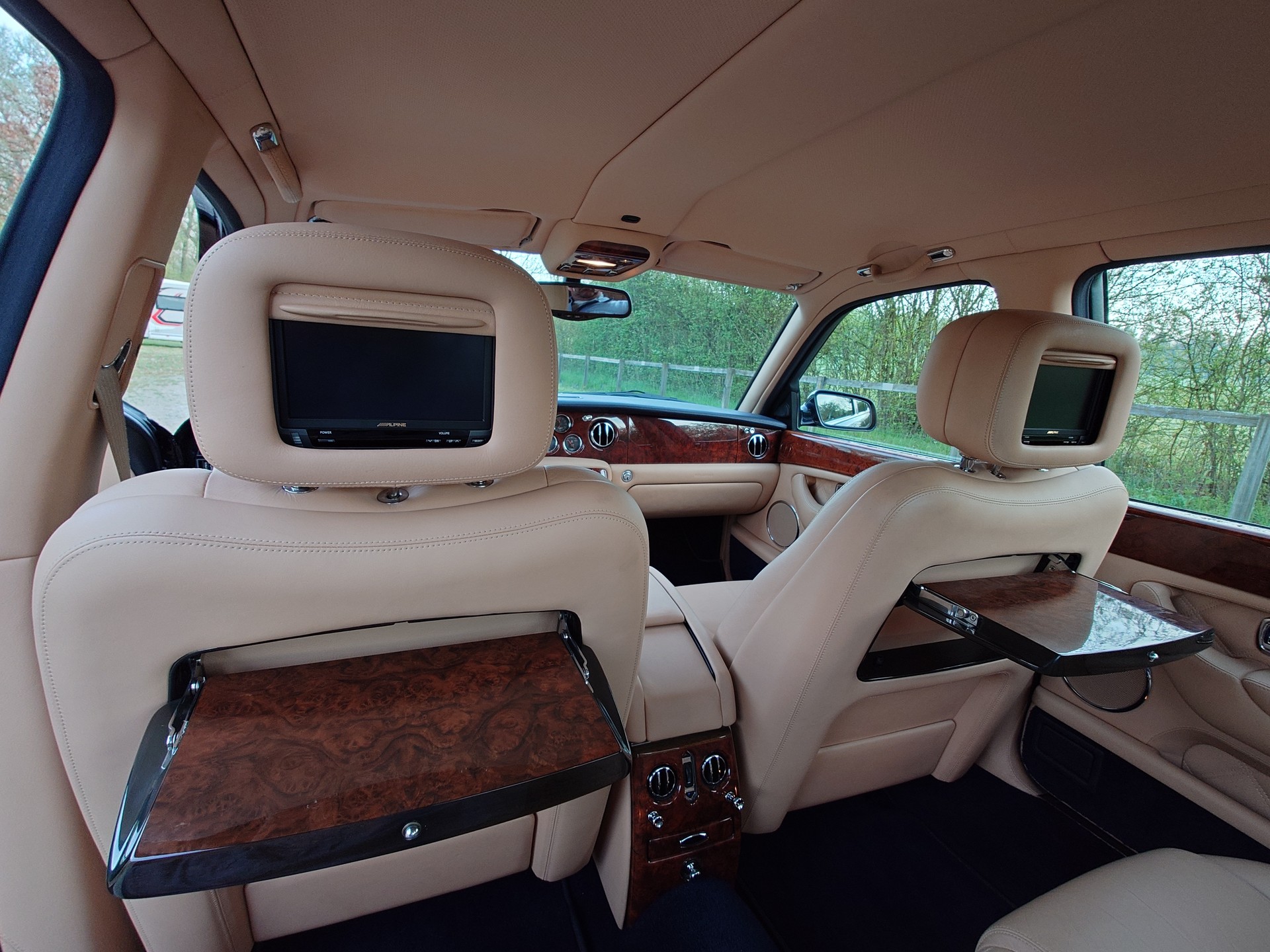 BENTLEY Arnage T-image-13