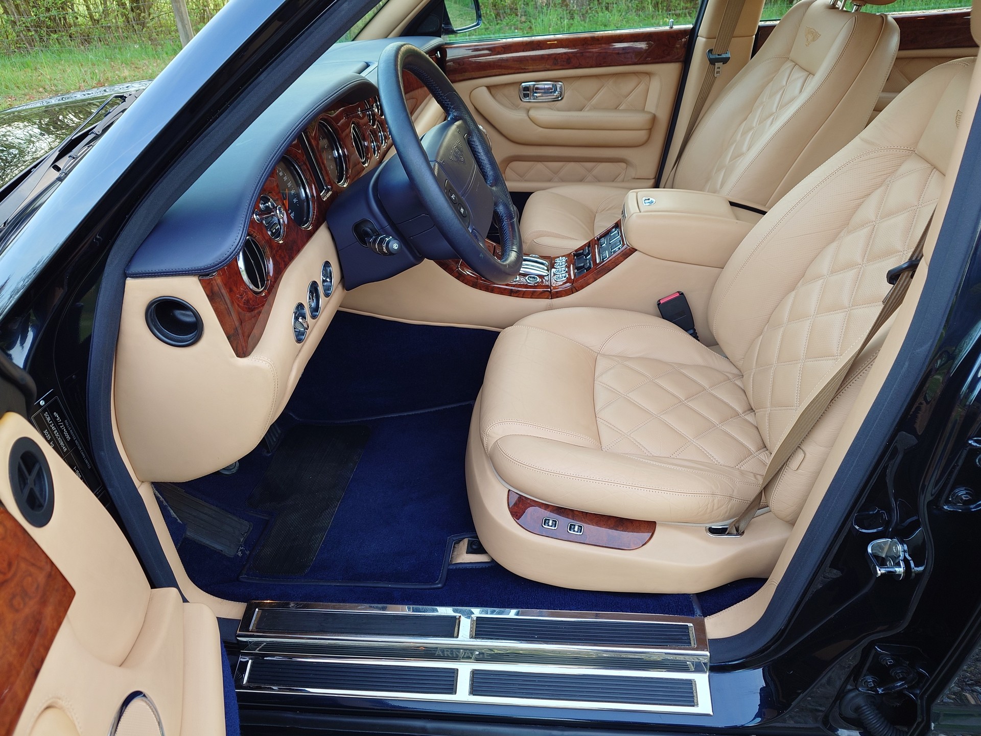 BENTLEY Arnage T-image-9