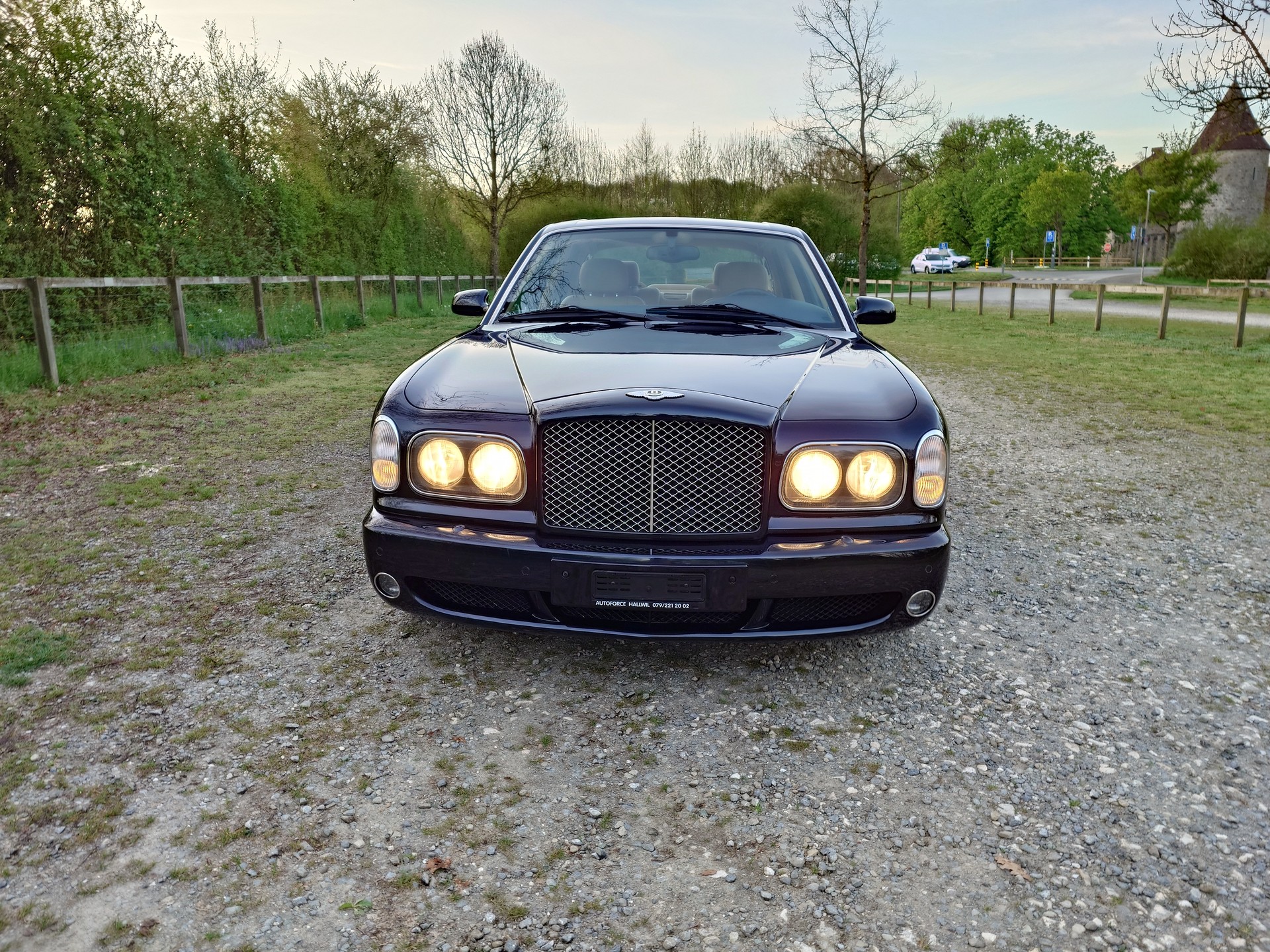 BENTLEY Arnage T-image-8