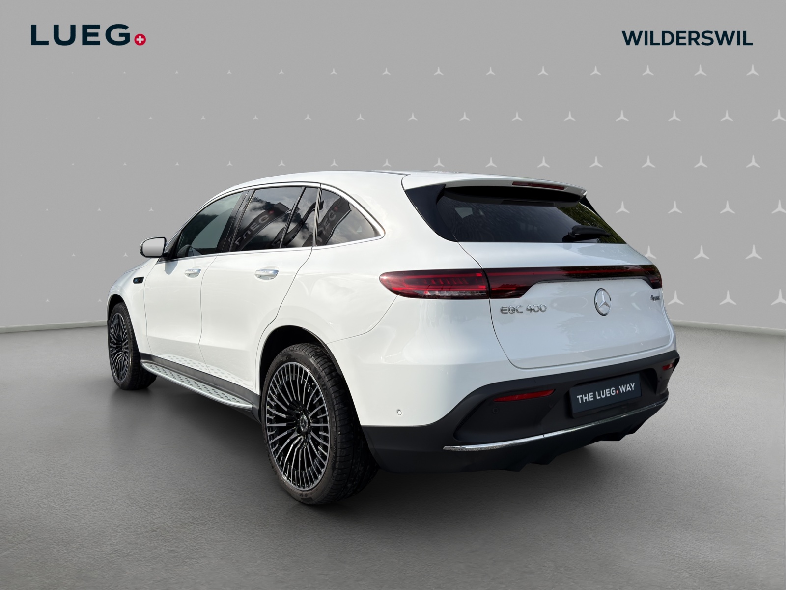MERCEDES-BENZ EQC 400 AMG Line 4Matic-image-2