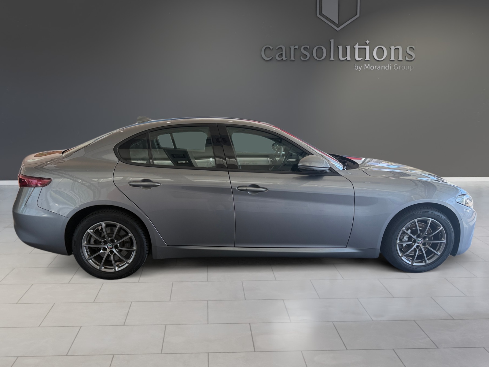 ALFA ROMEO Giulia 2.2 JTDM Business Automatic Q4-showroom-element-3