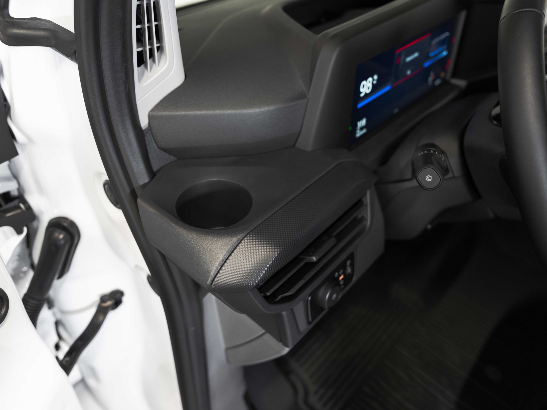 FORD Transit Custom Van 340 L2H1 65kWh Trend 3500KG ANHÄNGELAST-image-22