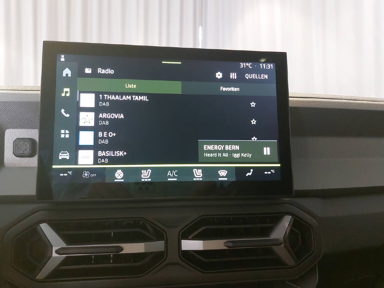 DACIA Bigster 1.8 Hybrid Journey-image-11