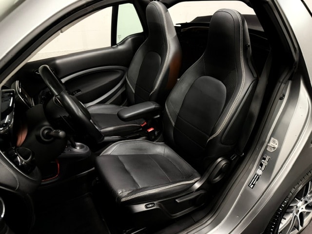 SMART fortwo Brabus Cabrio 109 Xclusive twinmatic-image-16