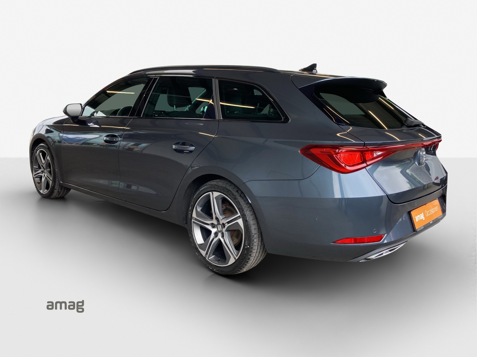 SEAT Leon ST 1.5 eTSI mHEV DSG FR-showroom-element-2