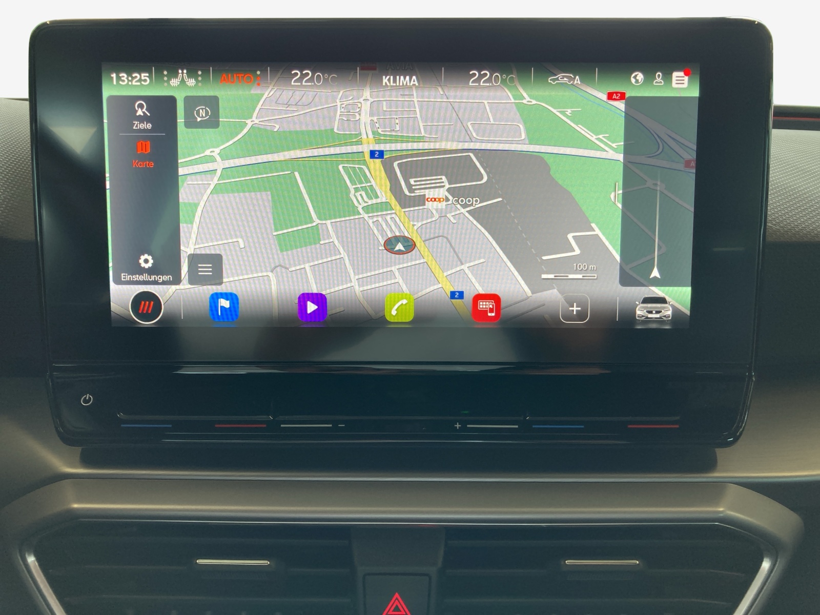 SEAT Leon ST 1.5 eTSI mHEV DSG FR-image-13