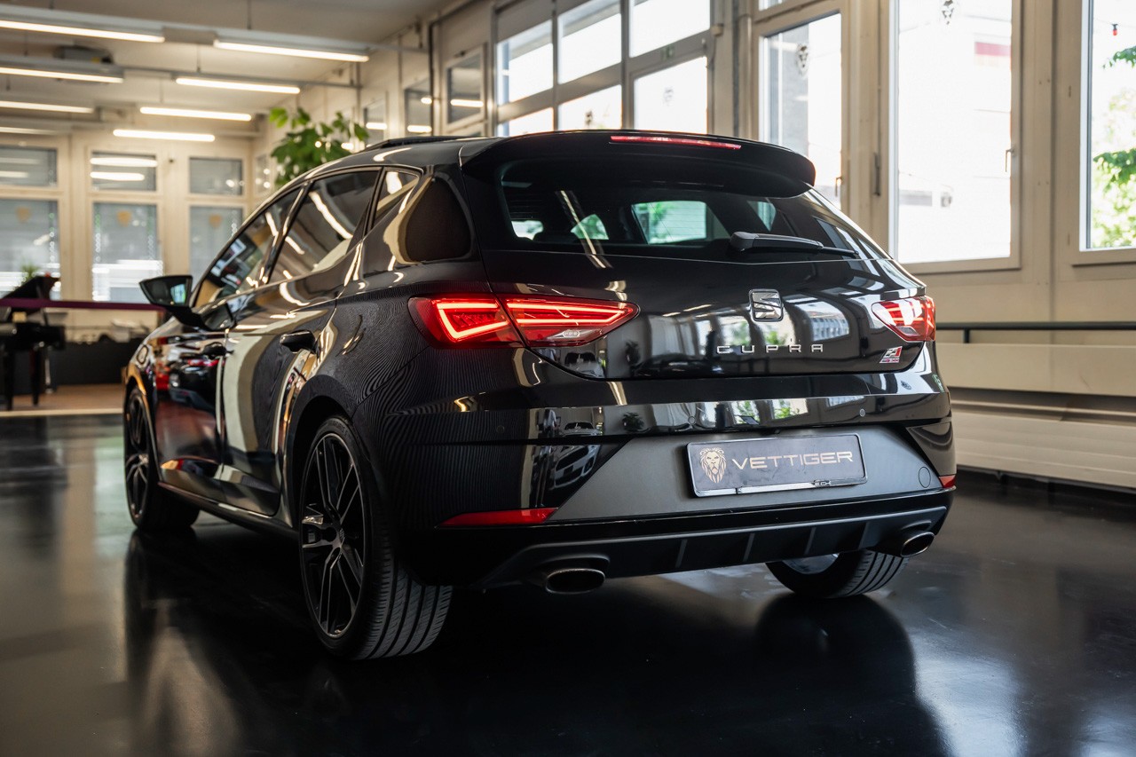 SEAT Leon 2.0 TSI Cupra 300 DSG-showroom-element-3