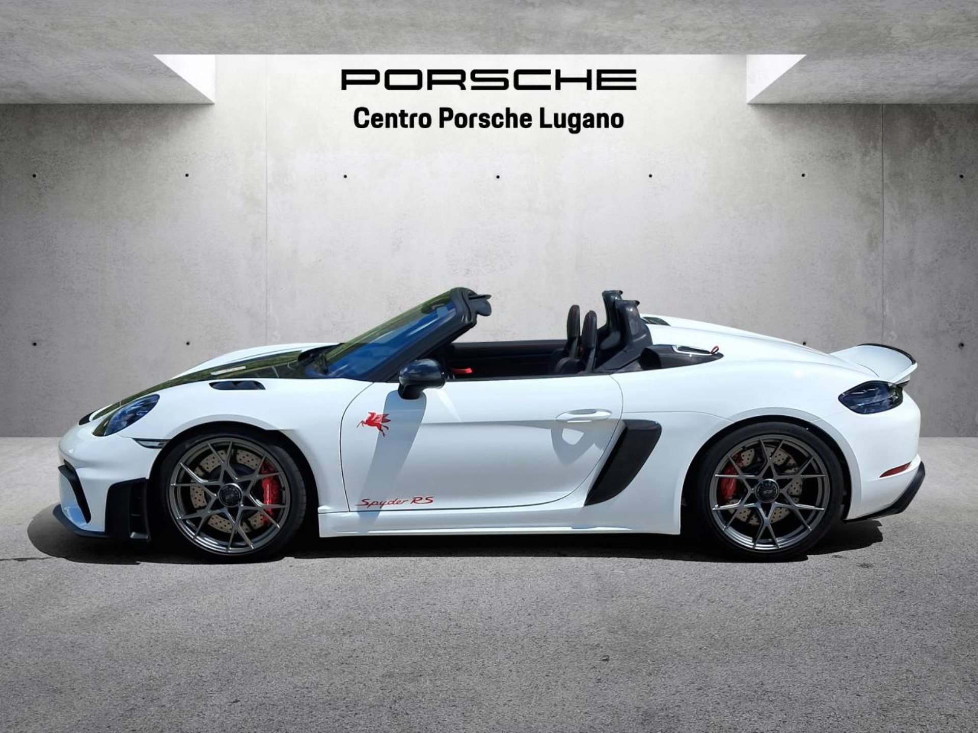 PORSCHE 718 Spyder RS-showroom-element-1