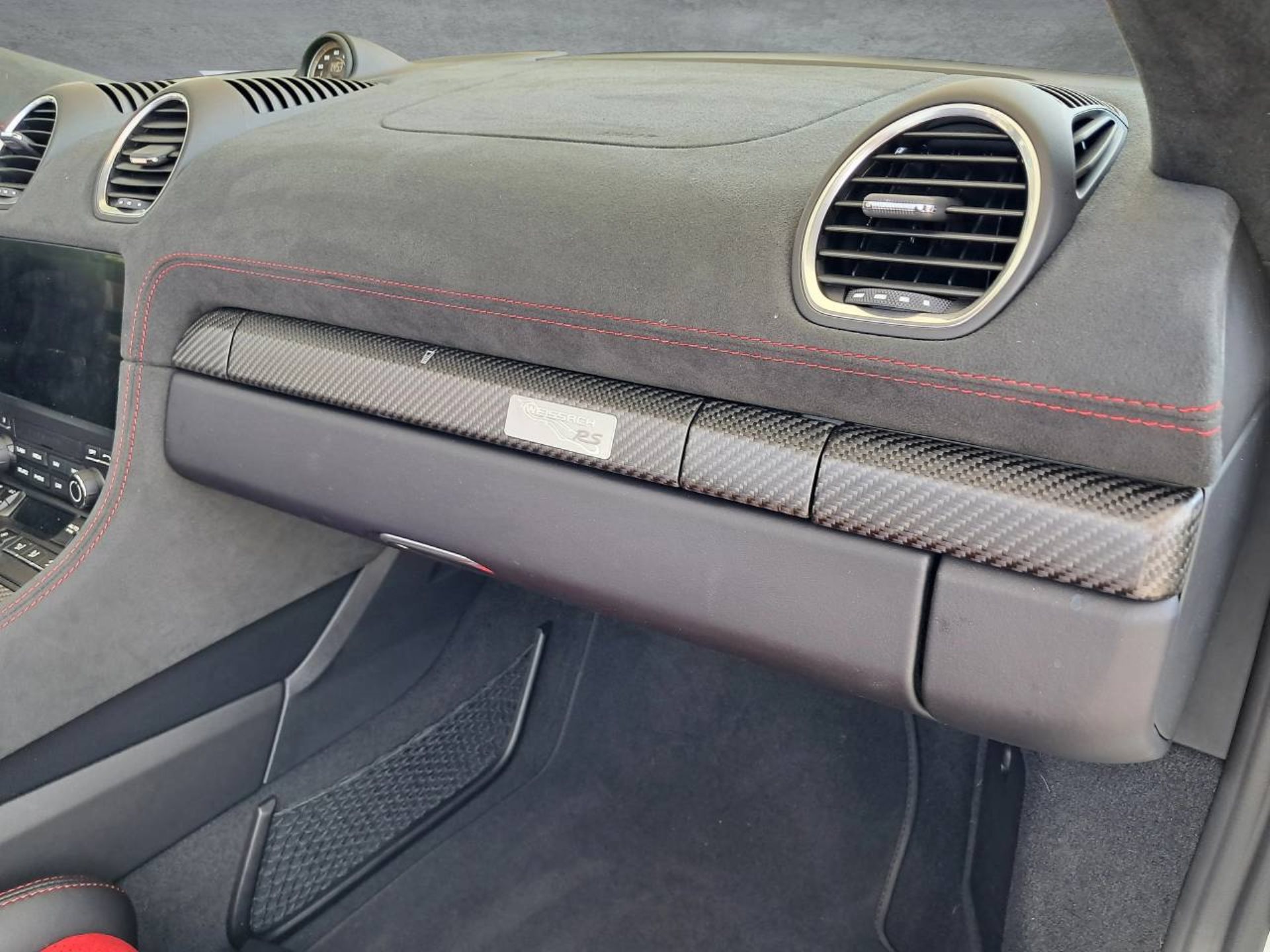 PORSCHE 718 Spyder RS-image-21