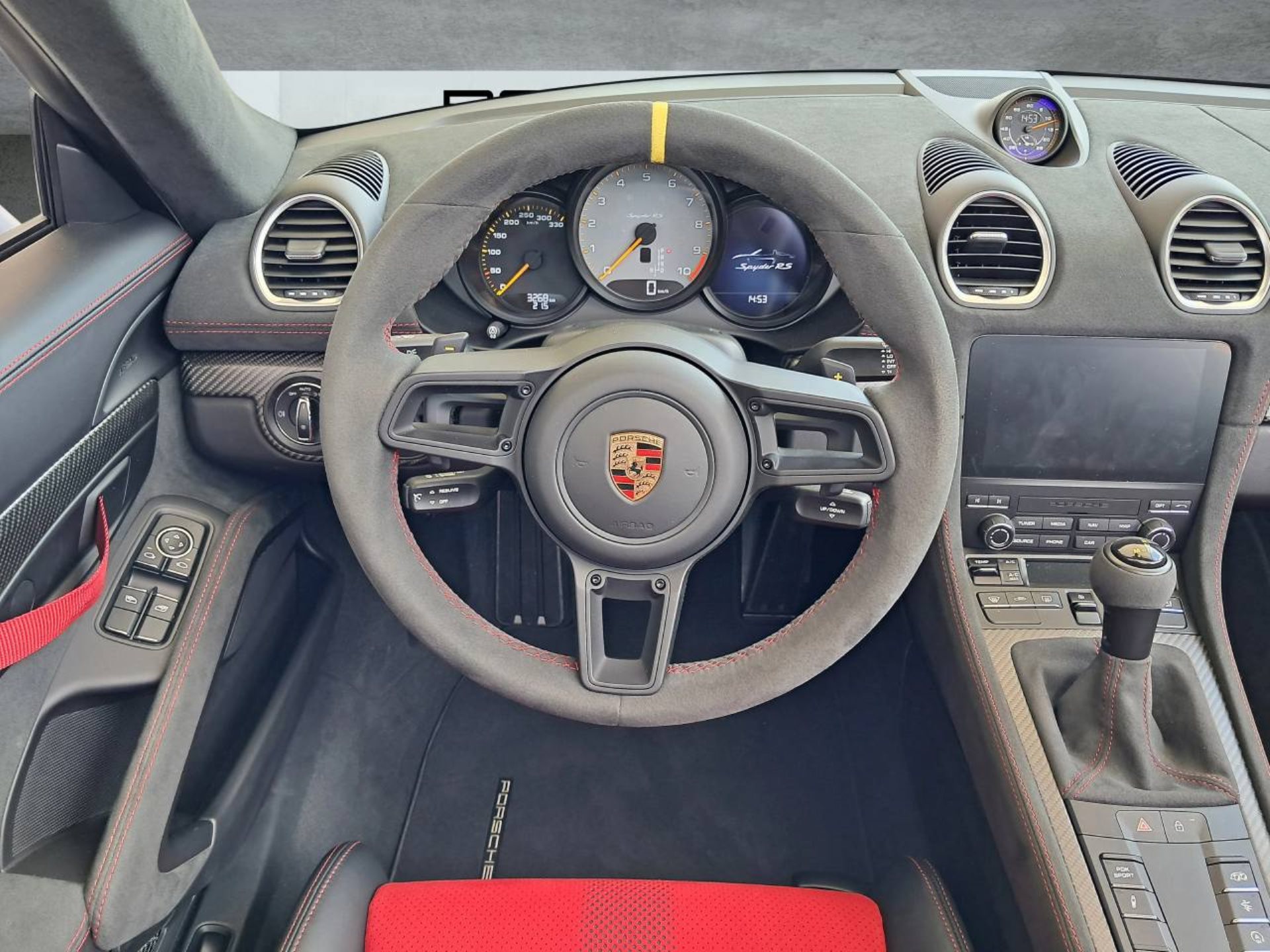 PORSCHE 718 Spyder RS-image-13