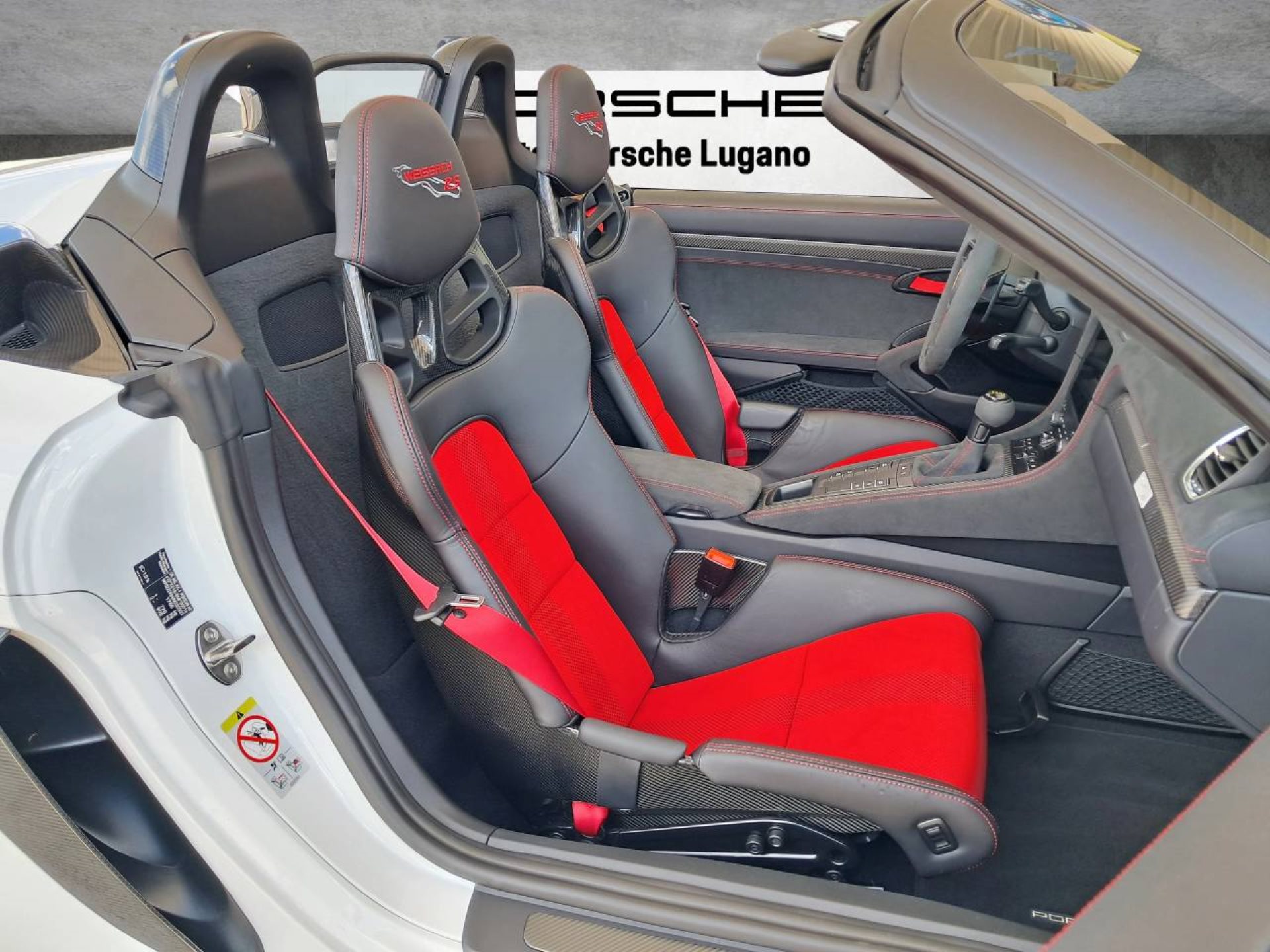 PORSCHE 718 Spyder RS-image-15