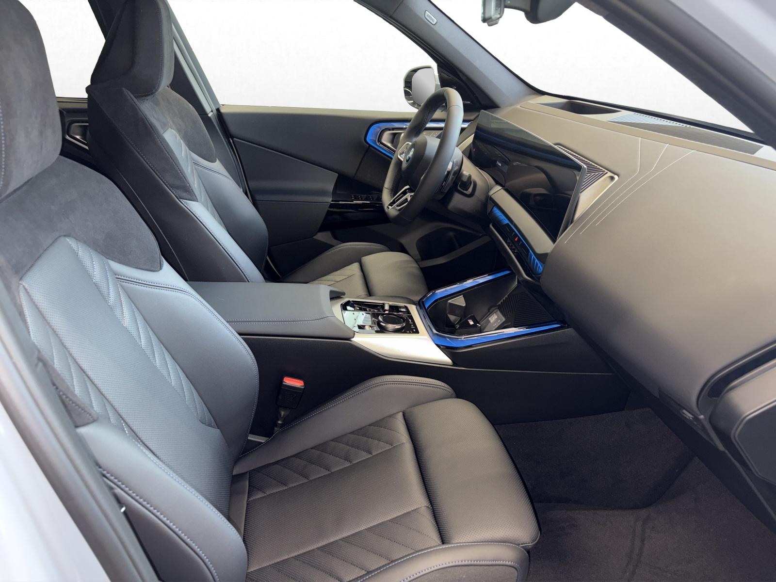 BMW X3 30e xDrive-image-15