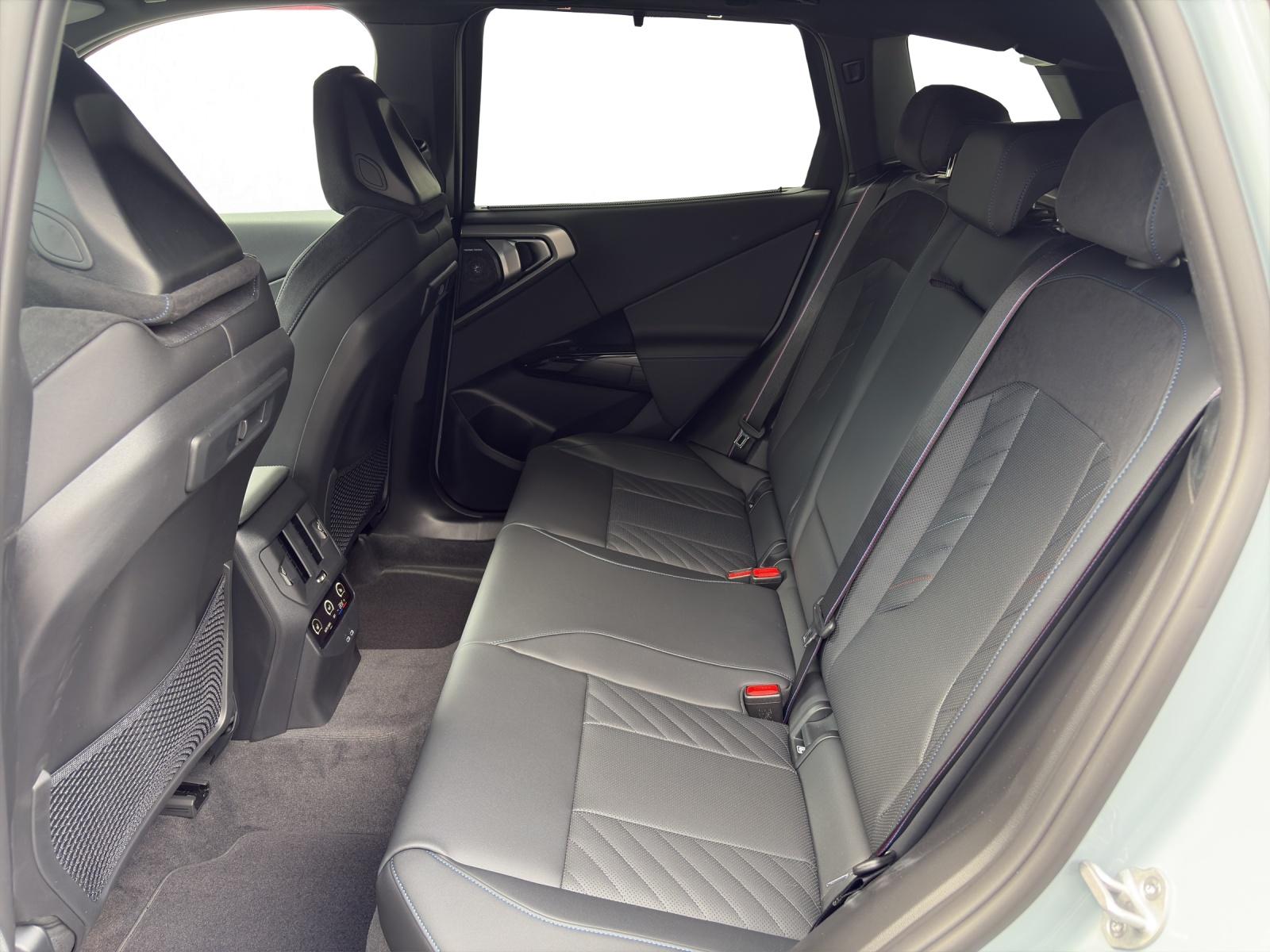 BMW X3 30e xDrive-image-13