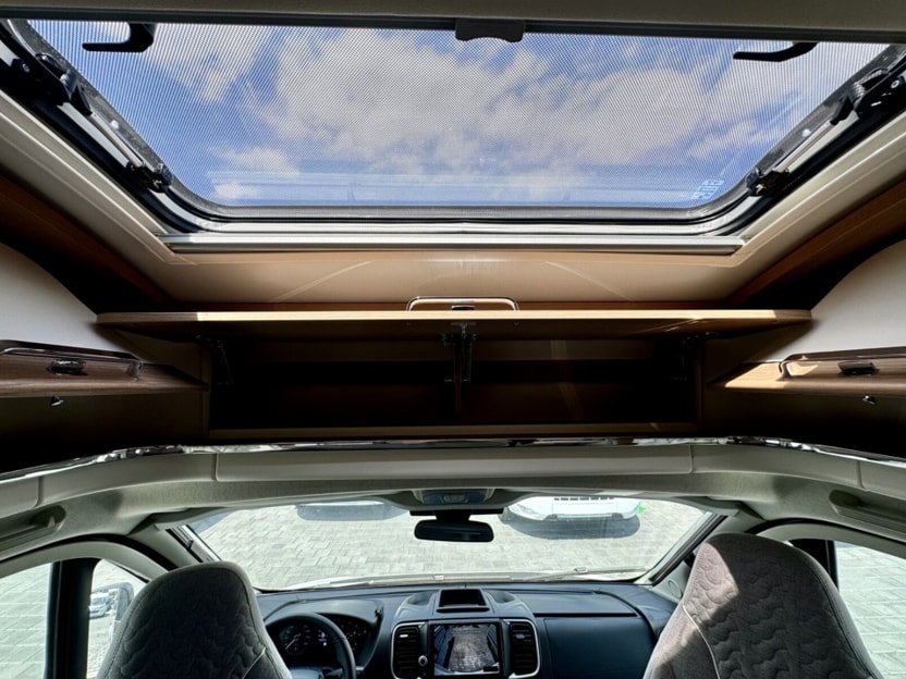 MALIBU T 460 KB-LE comfort 4.2 t, Hubbett, LiFePO4-Batterie 350 Ah, Clesana C1-image-17