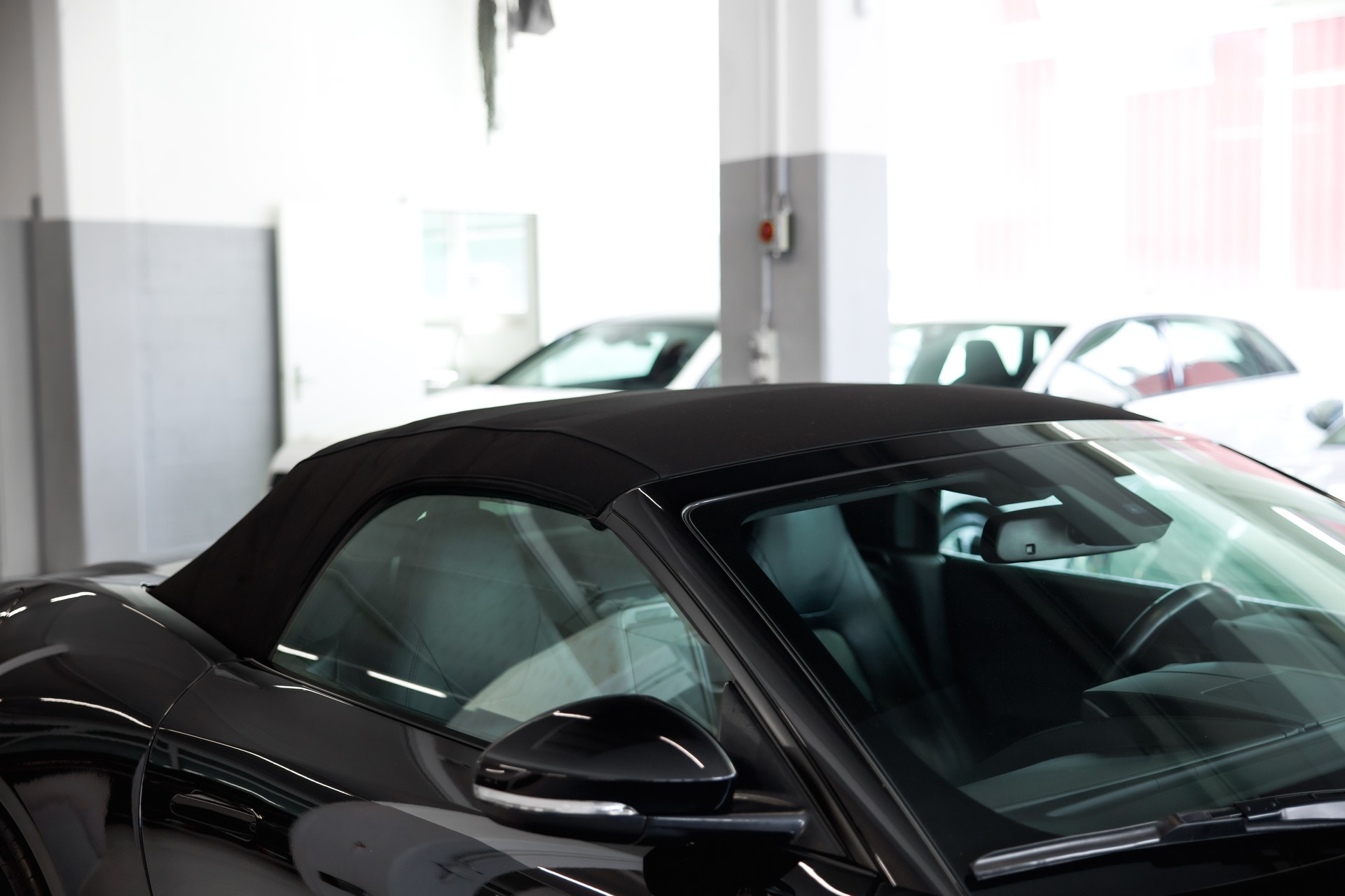 JAGUAR F-Type Convertible V6 S/C AWD-image-9