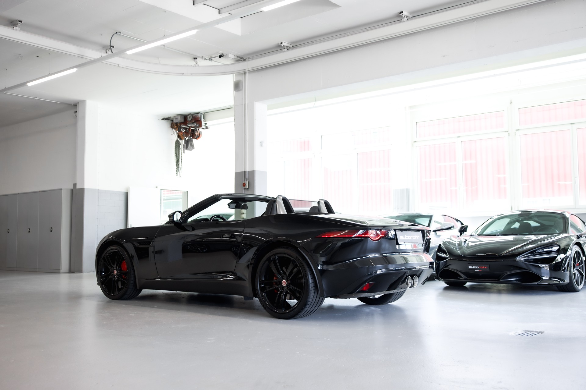 JAGUAR F-Type Convertible V6 S/C AWD-image-8