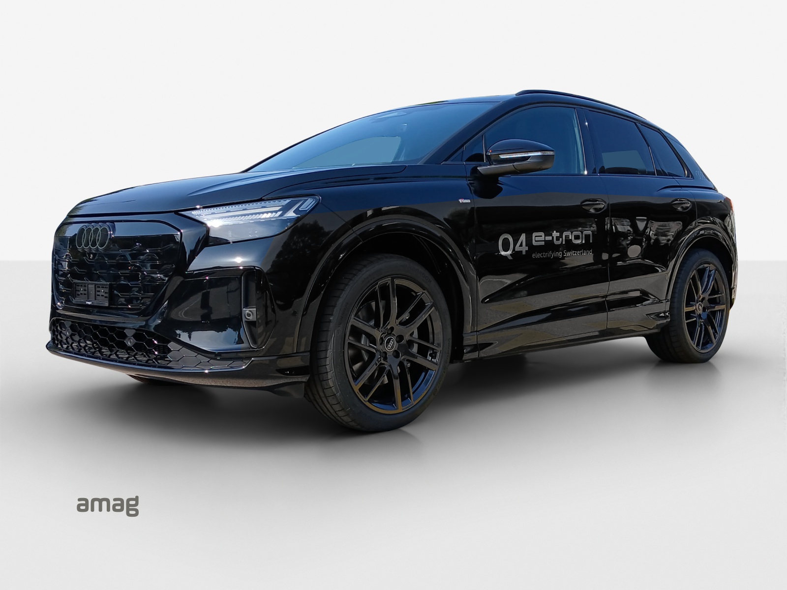 AUDI Q4 e-tron SUV quattro performance