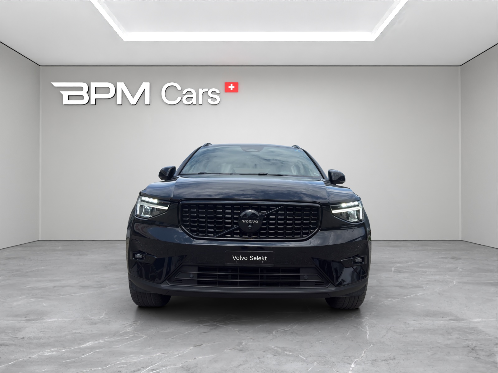 VOLVO XC40 2.0 B4 MH Ultimate Dark AWD-showroom-element-3