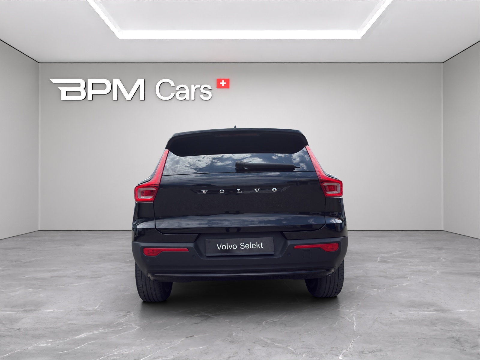 VOLVO XC40 2.0 B4 MH Ultimate Dark AWD-showroom-element-1