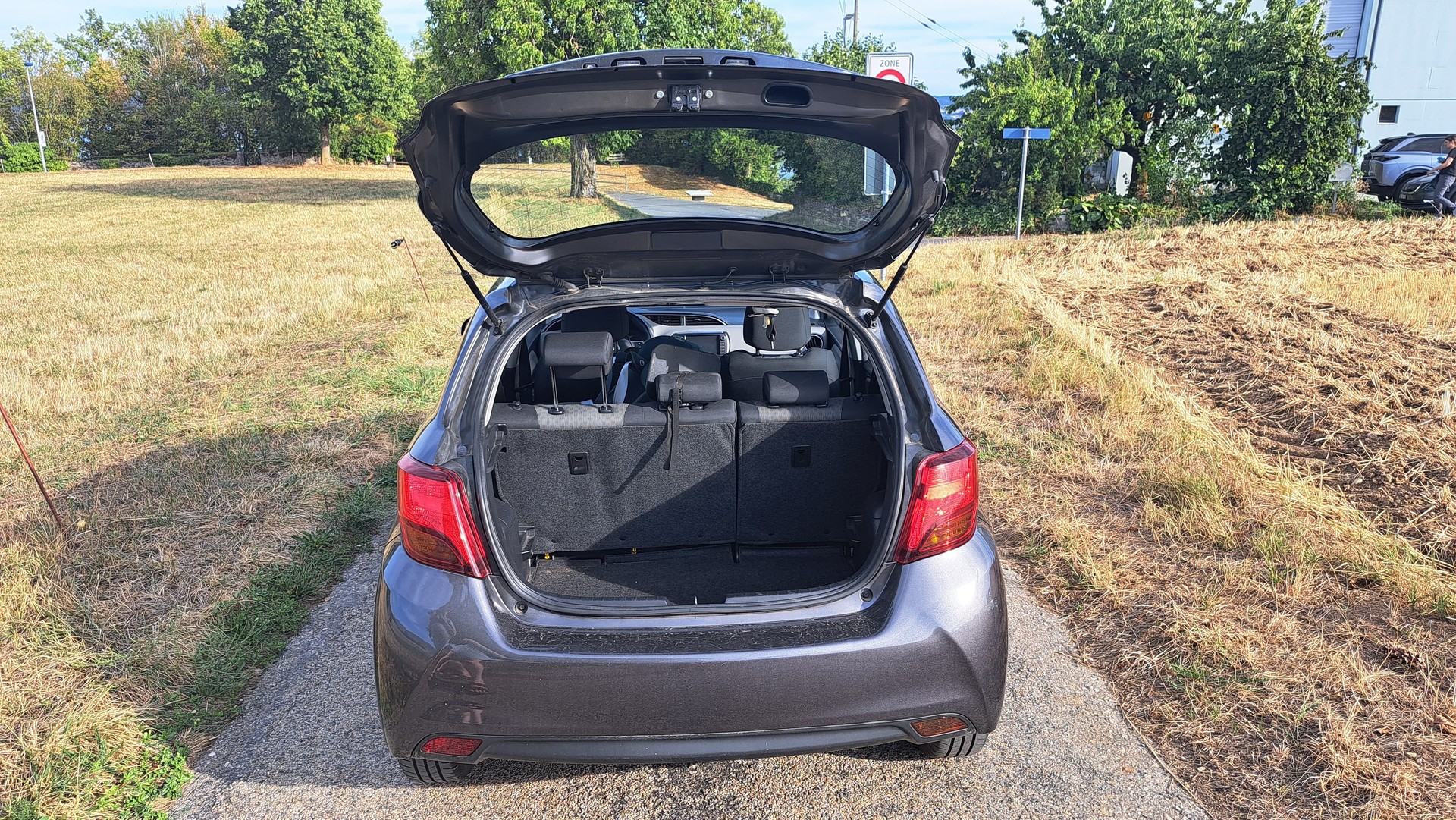TOYOTA 1.33 VVT-i Luna-image-3