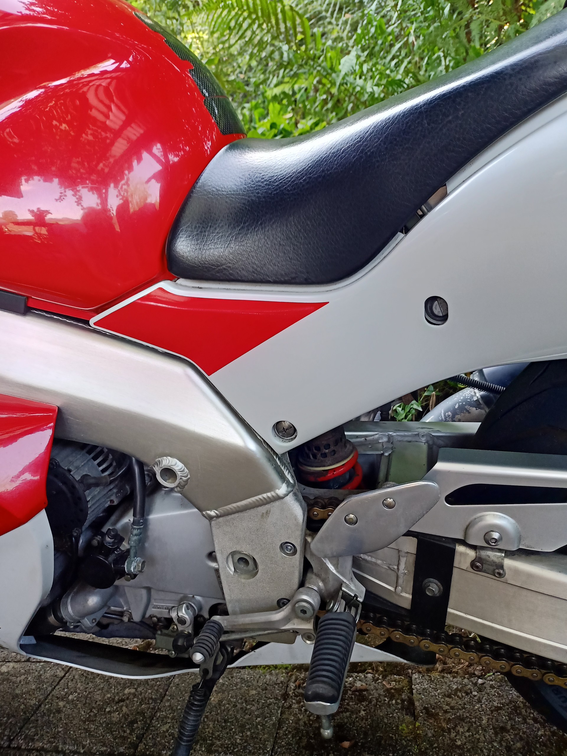 YAMAHA YZF 1000 R Thunderace-image-3