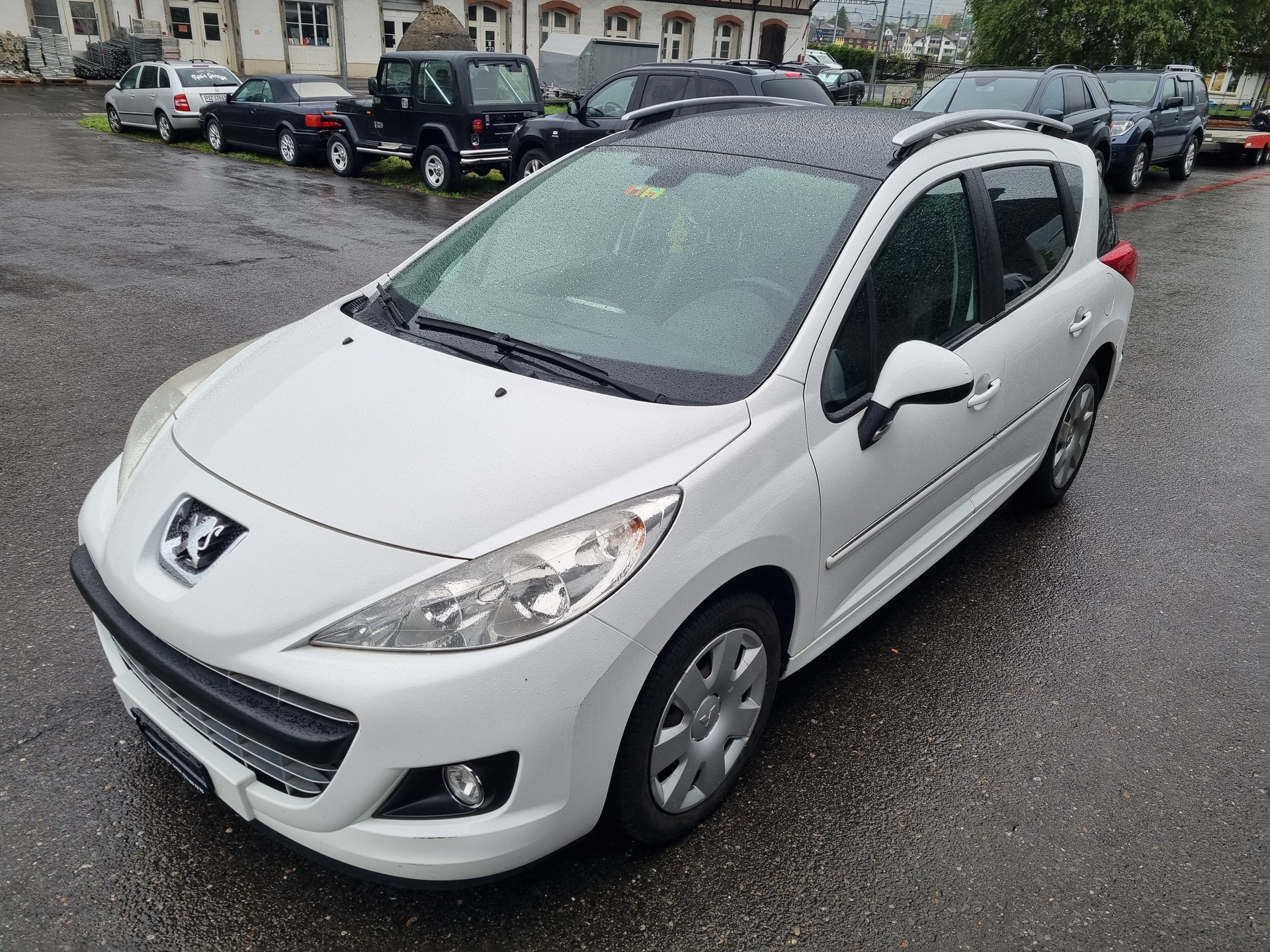 PEUGEOT 207 SW 1.6 16V Swiss Edition