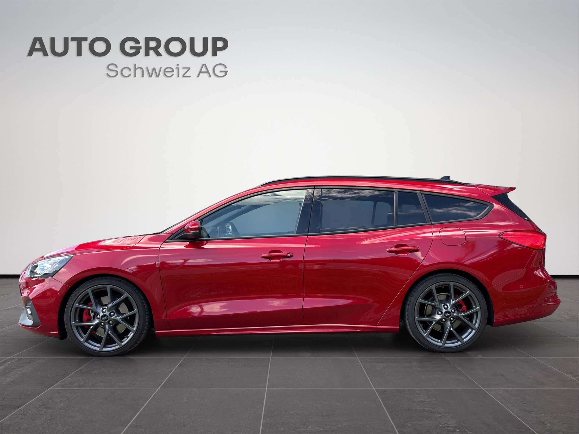 FORD Focus ST 2.3 Styling Paket Automat LEASING AB 436.38 CHF / MONAT-showroom-element-1