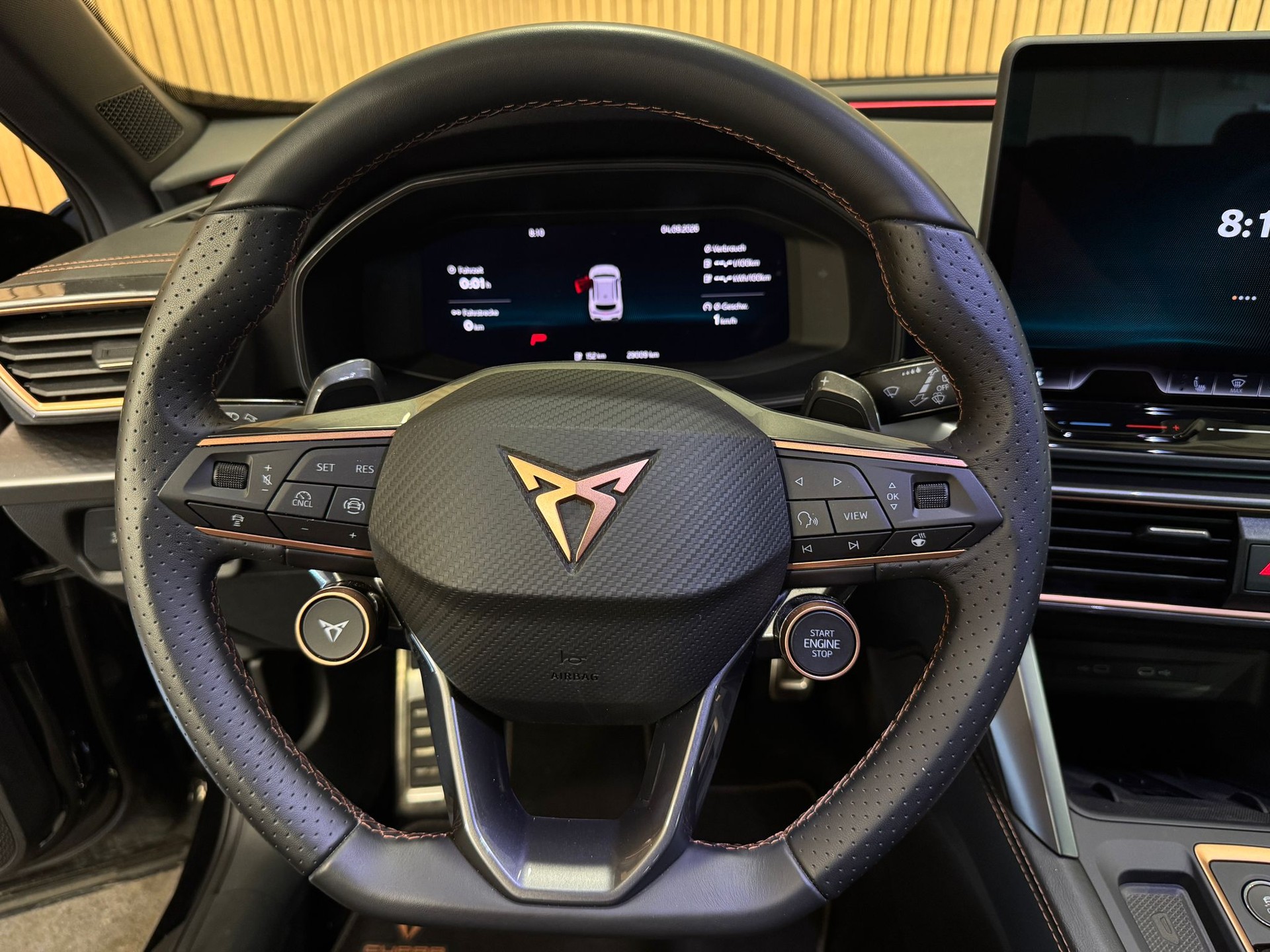 CUPRA Formentor 1.5 e-HYBRID pHEV DSG-image-9