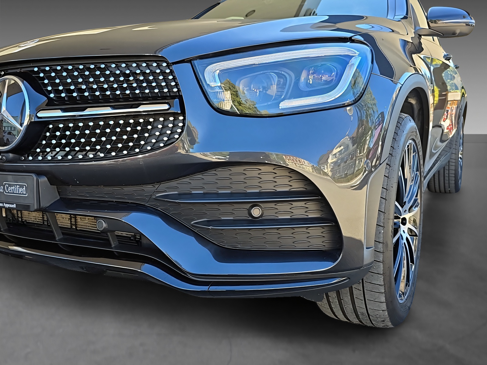 MERCEDES-BENZ GLC 300 de 4Matic AMG Line-image-12