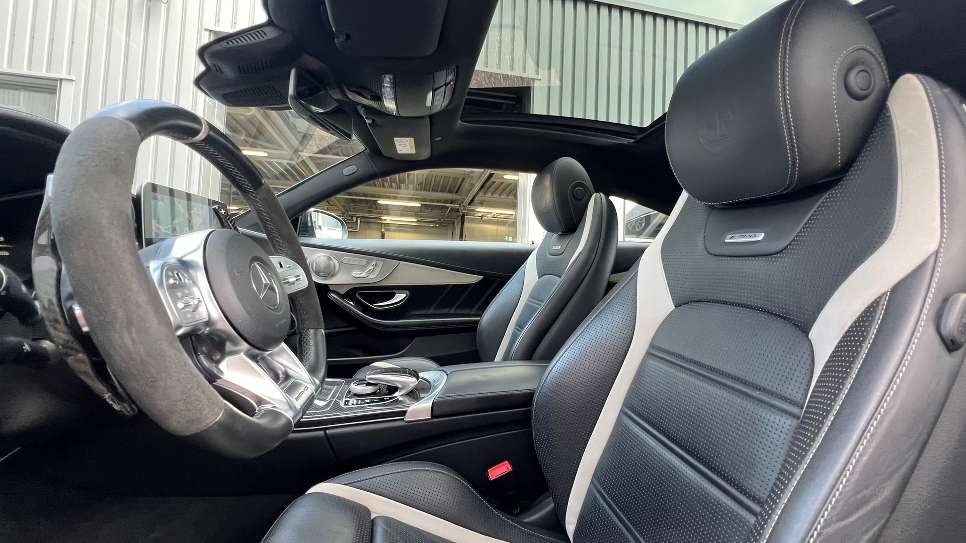 MERCEDES-BENZ C 63 S AMG BLACK 9G-TRONIC l 510 PS-image-26
