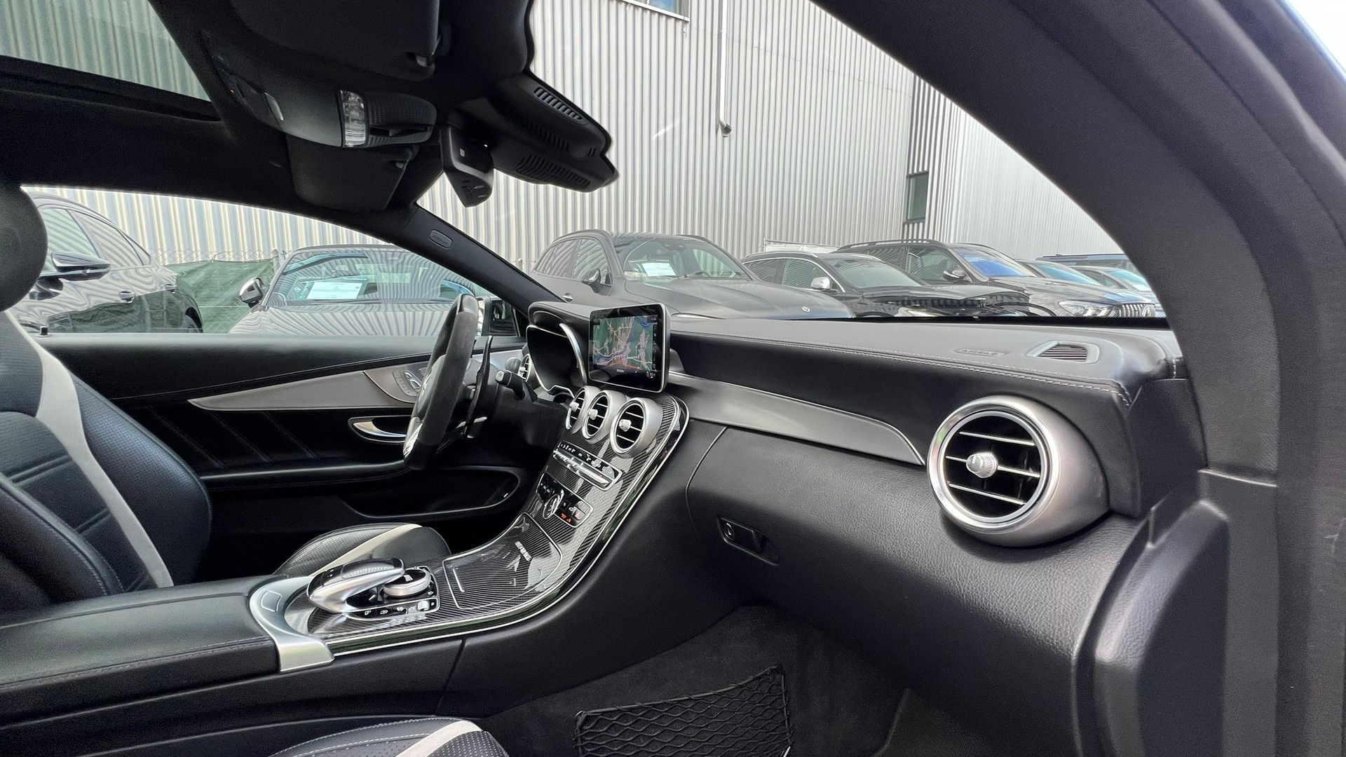 MERCEDES-BENZ C 63 S AMG BLACK 9G-TRONIC l 510 PS-image-25