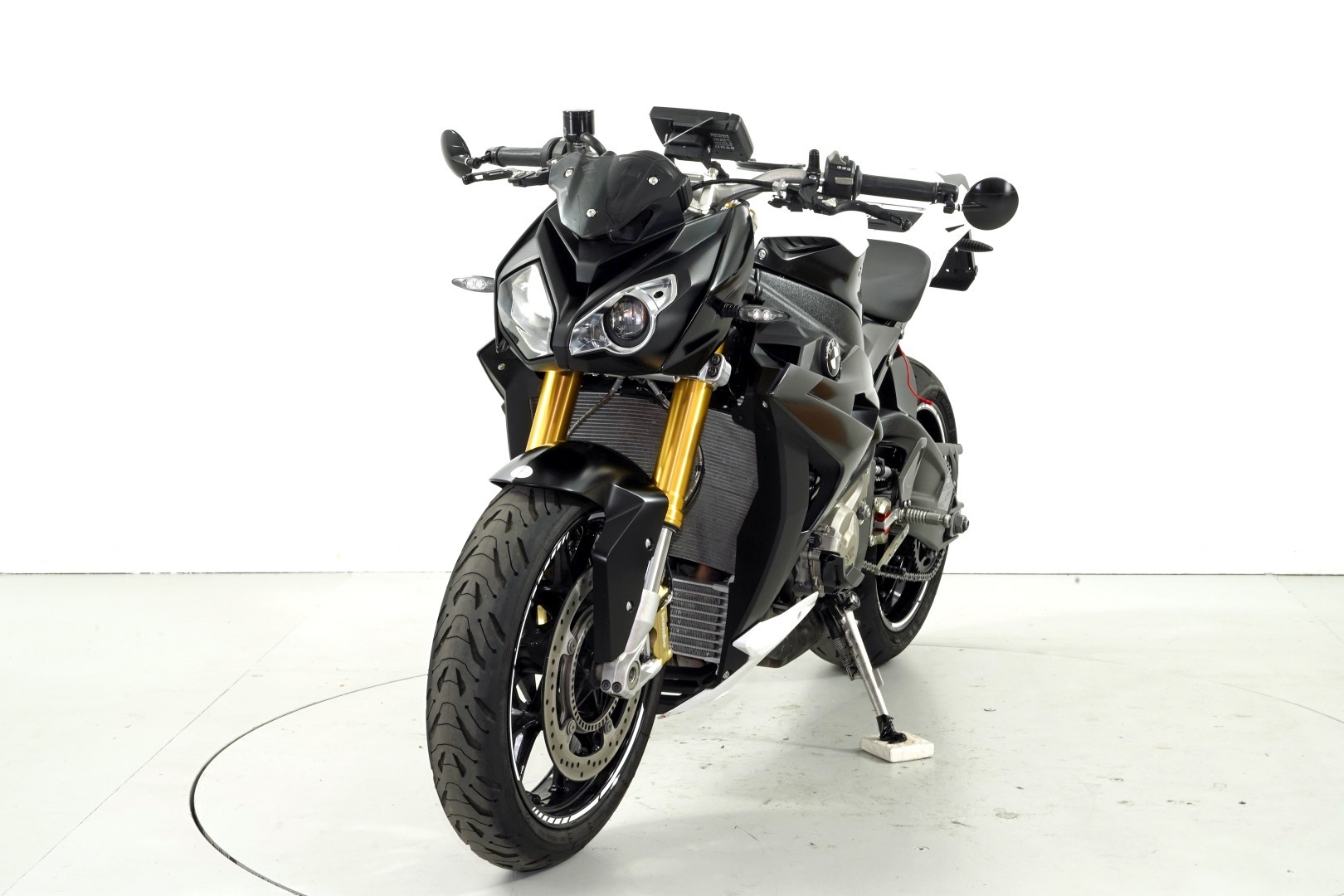 BMW S 1000 R ABS-image-2